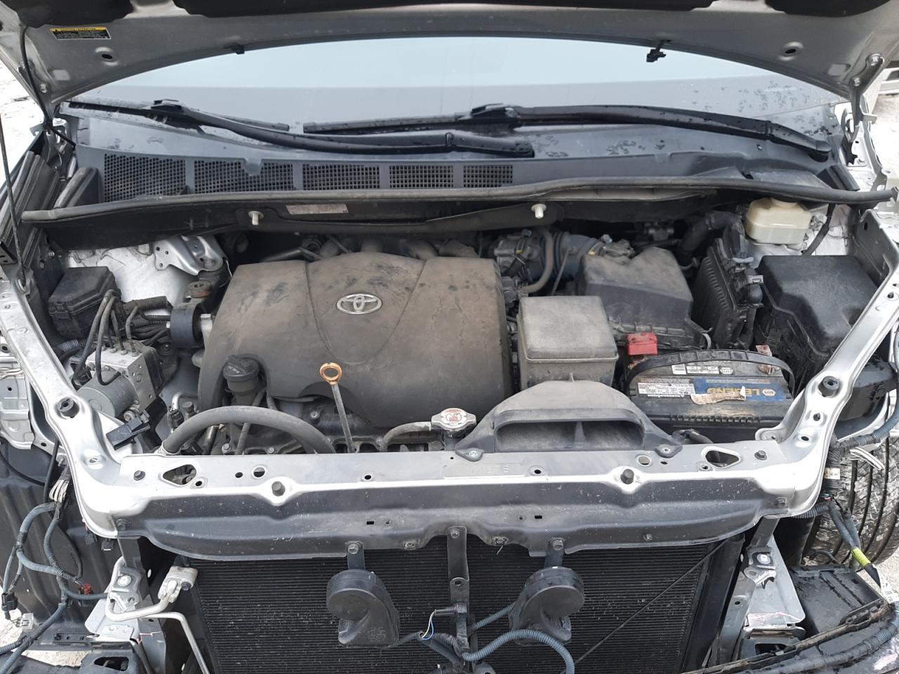 2018 Toyota Sienna VIN 5TDYZ3DC5JS929713 Copart auction photo, front end damage thumbnail 12