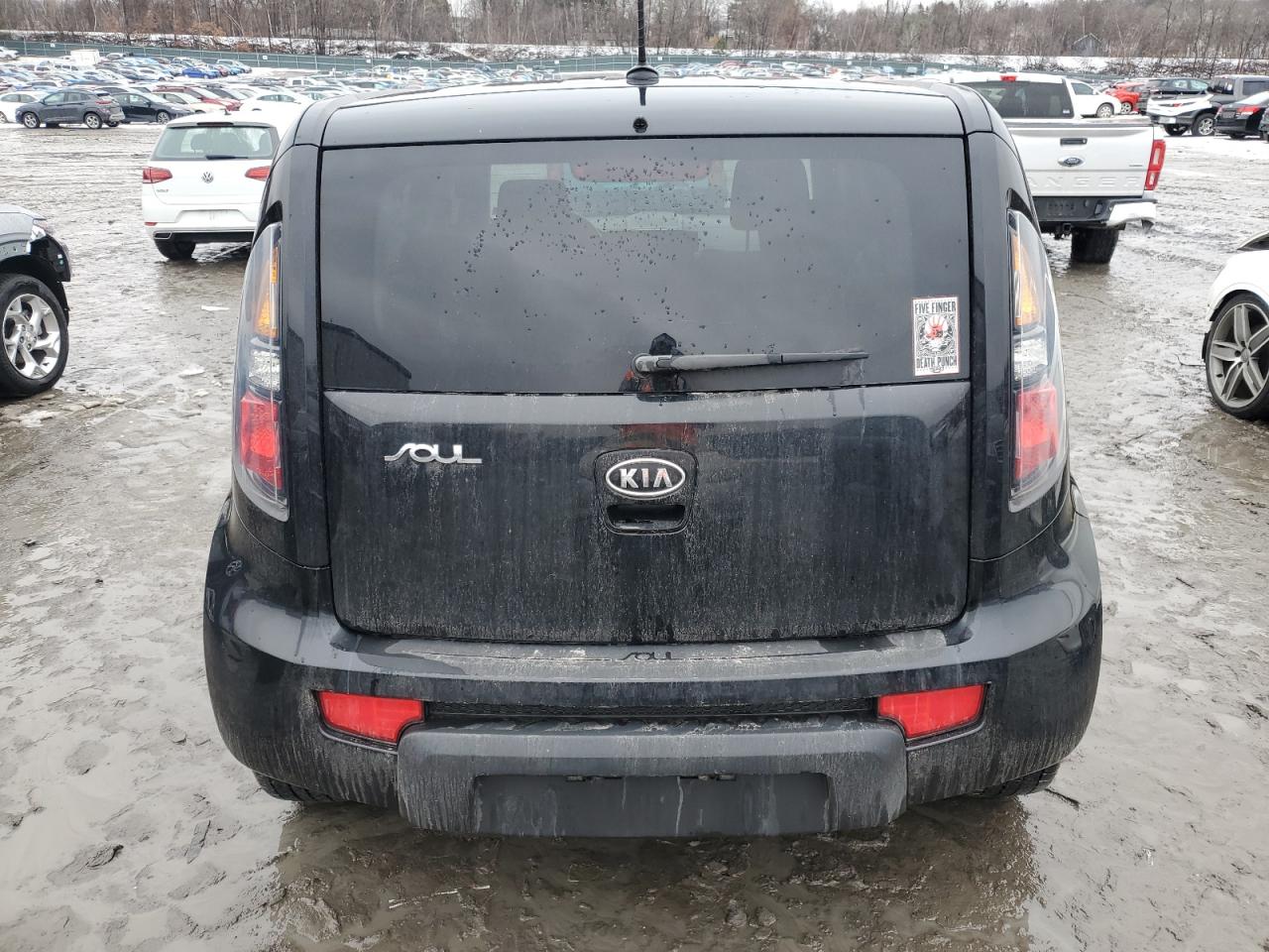 2010 KIA Soul VIN KNDJT2A27A7110365 Copart auction photo, undercarriage / front end damage thumbnail 6