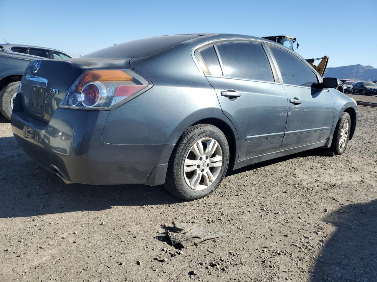 2011 Nissan Altima VIN 1N4AL2AP0BN476201 Copart auction photo, minor dent/scratches damage thumbnail 3
