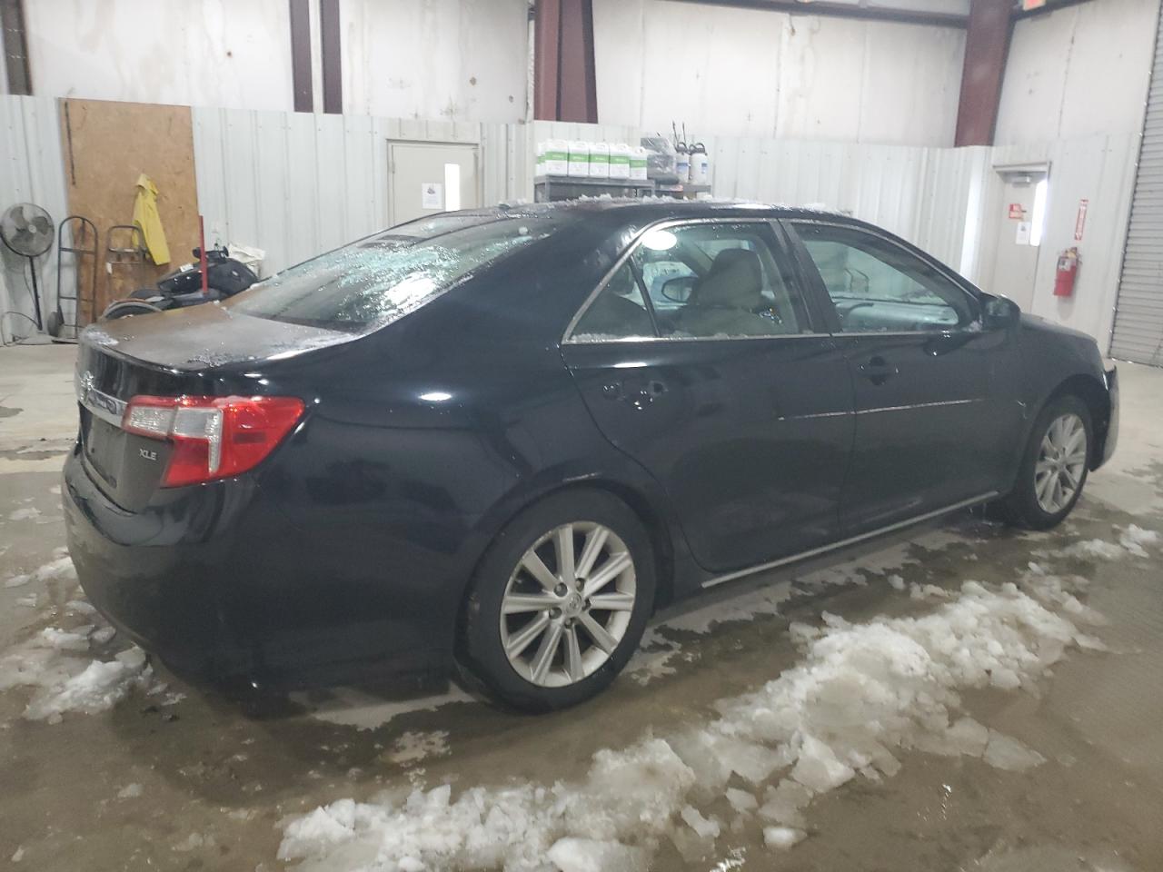 2014 Toyota Camry VIN 4T1BF1FK5EU726972 Copart auction photo, all over damage thumbnail 3