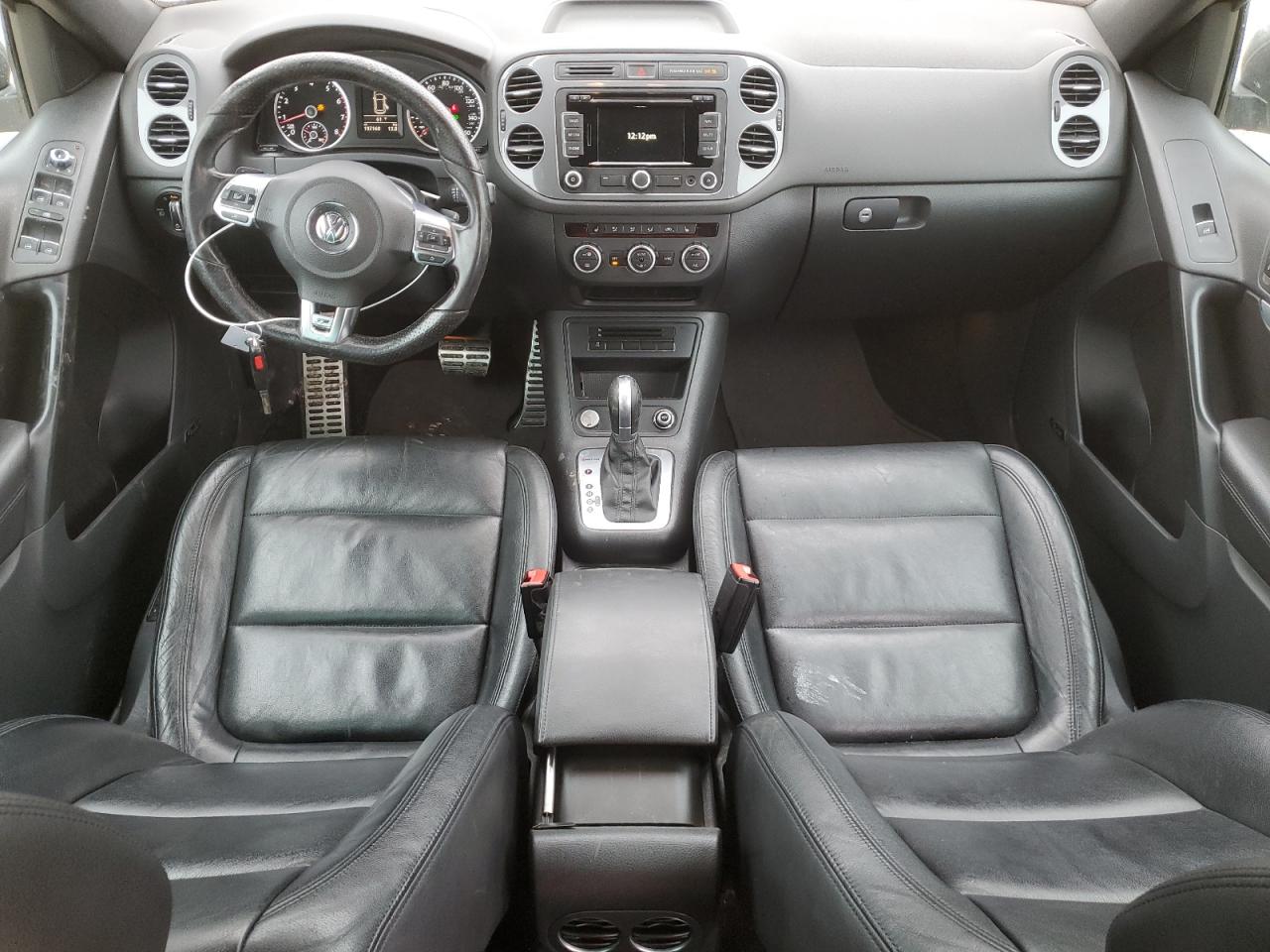 2015 Volkswagen Tiguan VIN WVGBV7AX8FW558162 Copart auction photo, rear end / minor dent/scratches damage thumbnail 8