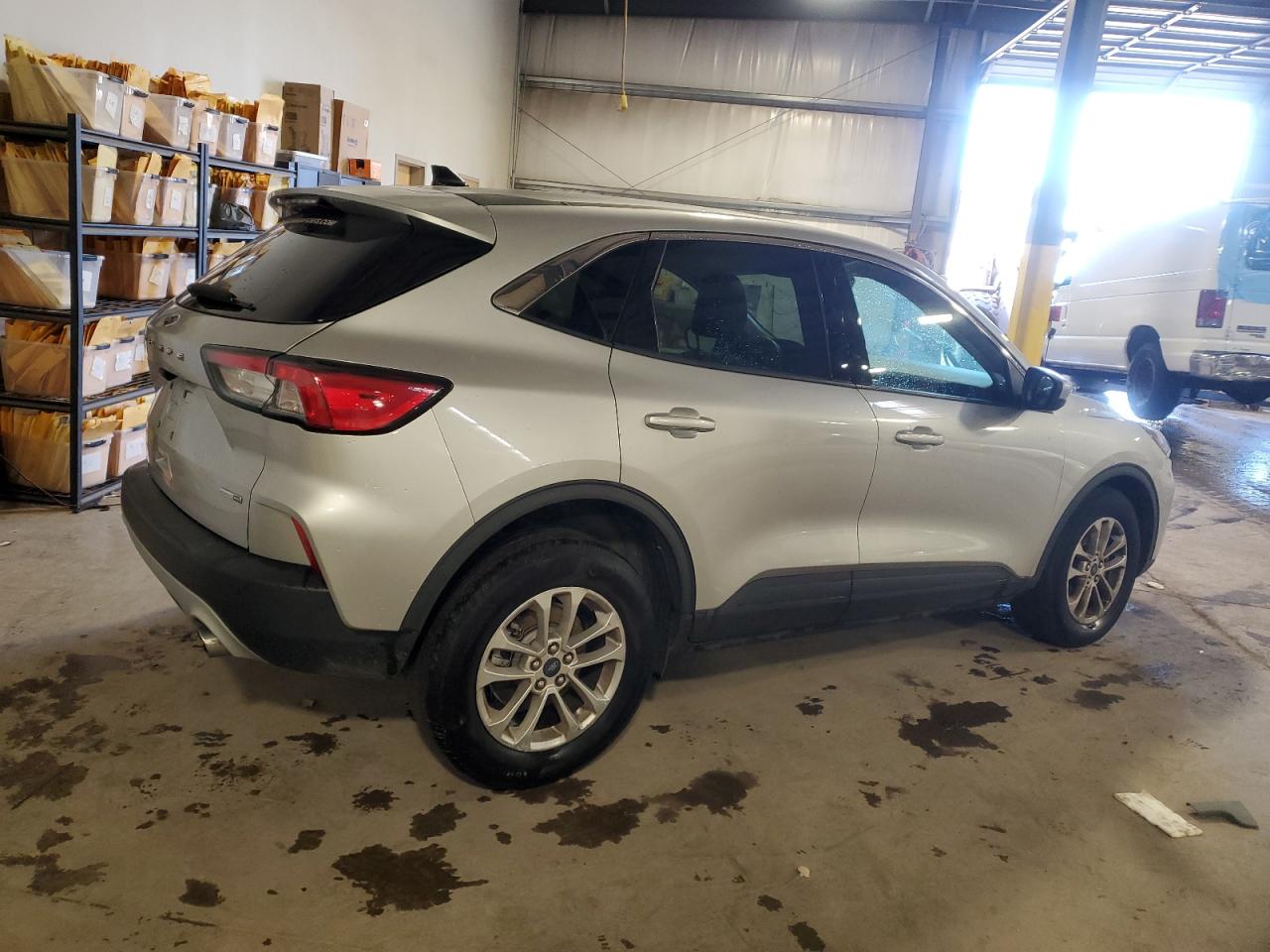 2020 Ford Escape VIN 1FMCU9G66LUA28782 Copart auction photo, rear end / side damage thumbnail 3
