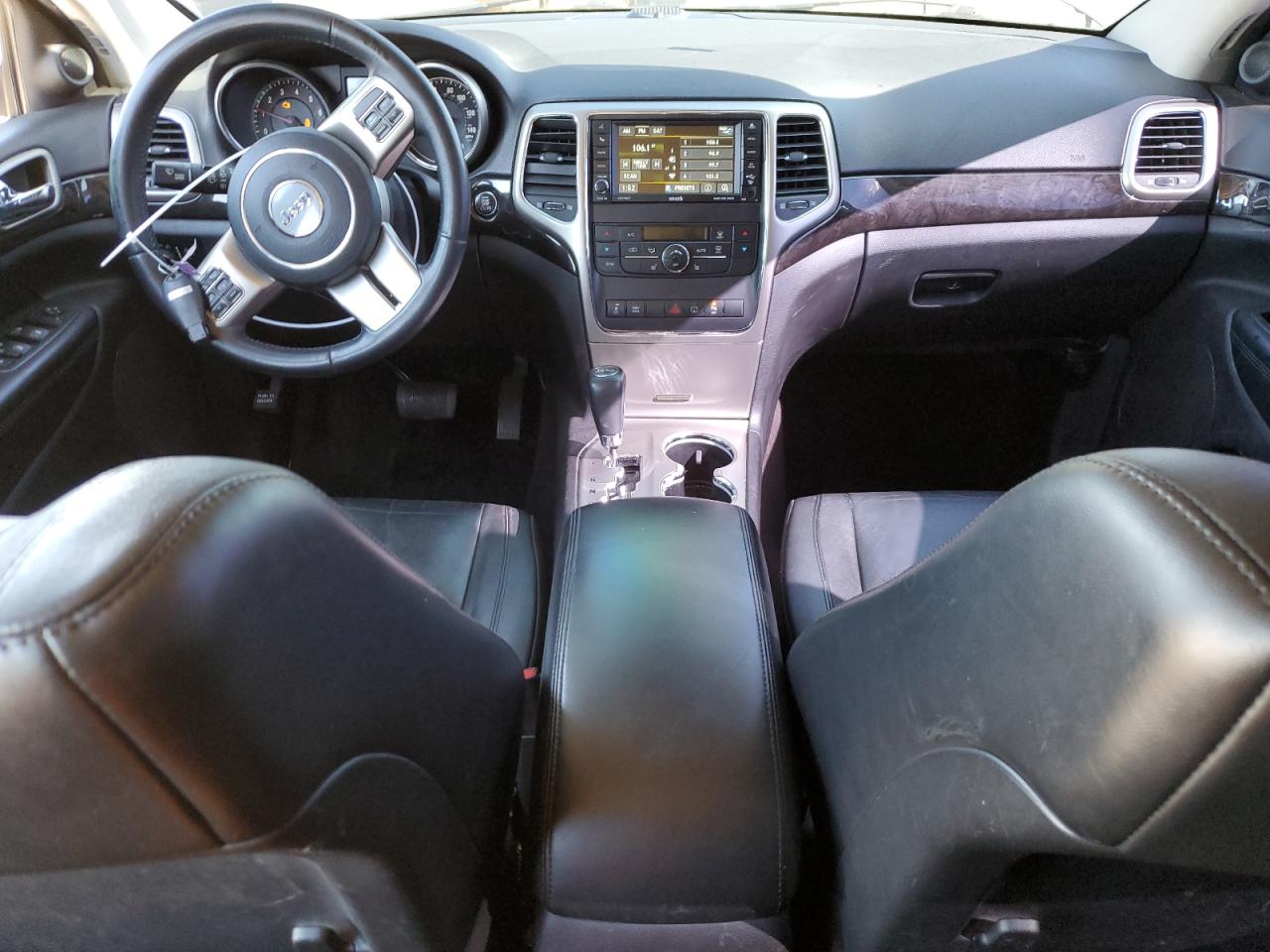 2013 Jeep Grand Cherokee VIN 1C4RJFAT5DC590720 Copart auction photo, front end damage thumbnail 8