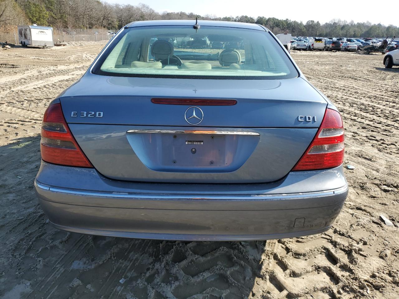 2005 Mercedes-Benz E-klasse VIN WDBUF26J35A746017 Copart auction photo, front end / minor dent/scratches damage thumbnail 6