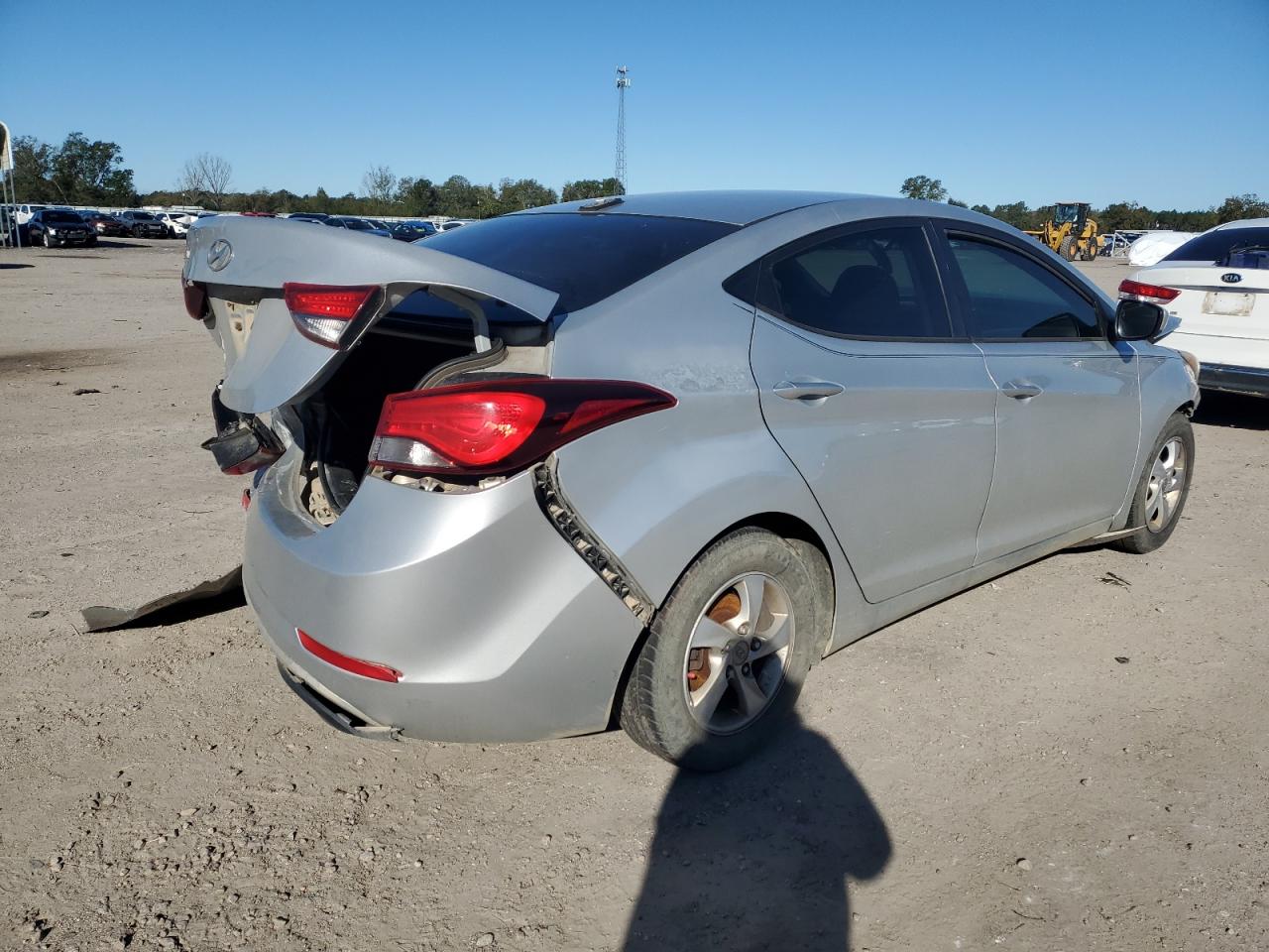 2015 Hyundai Elantra VIN 5NPDH4AEXFH651532 Copart auction photo, all over damage thumbnail 3