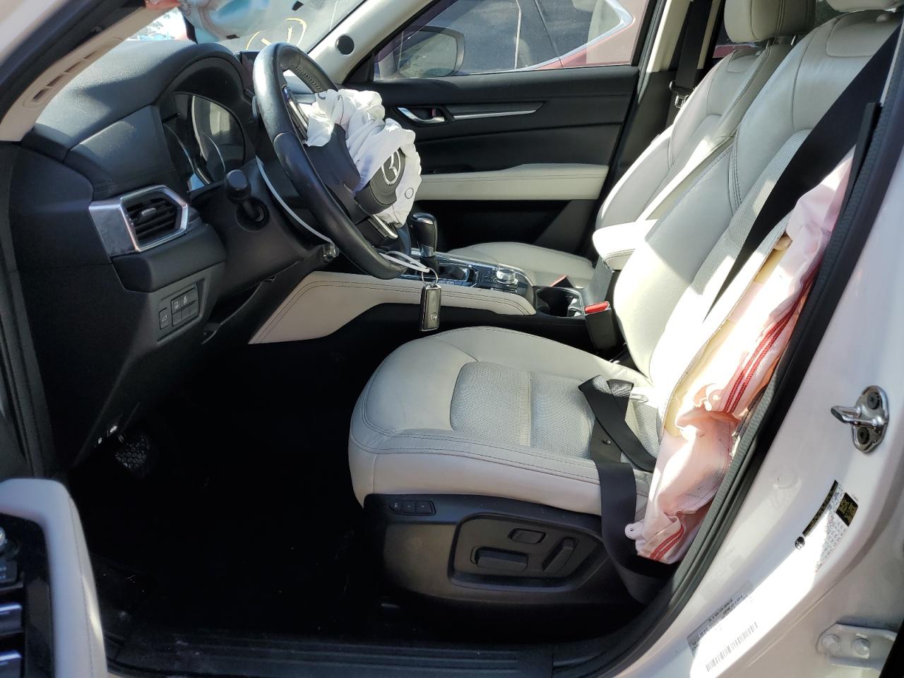 2020 Mazda CX-5 VIN JM3KFADM6L1826125 Copart auction photo, all over / minor dent/scratches damage thumbnail 7