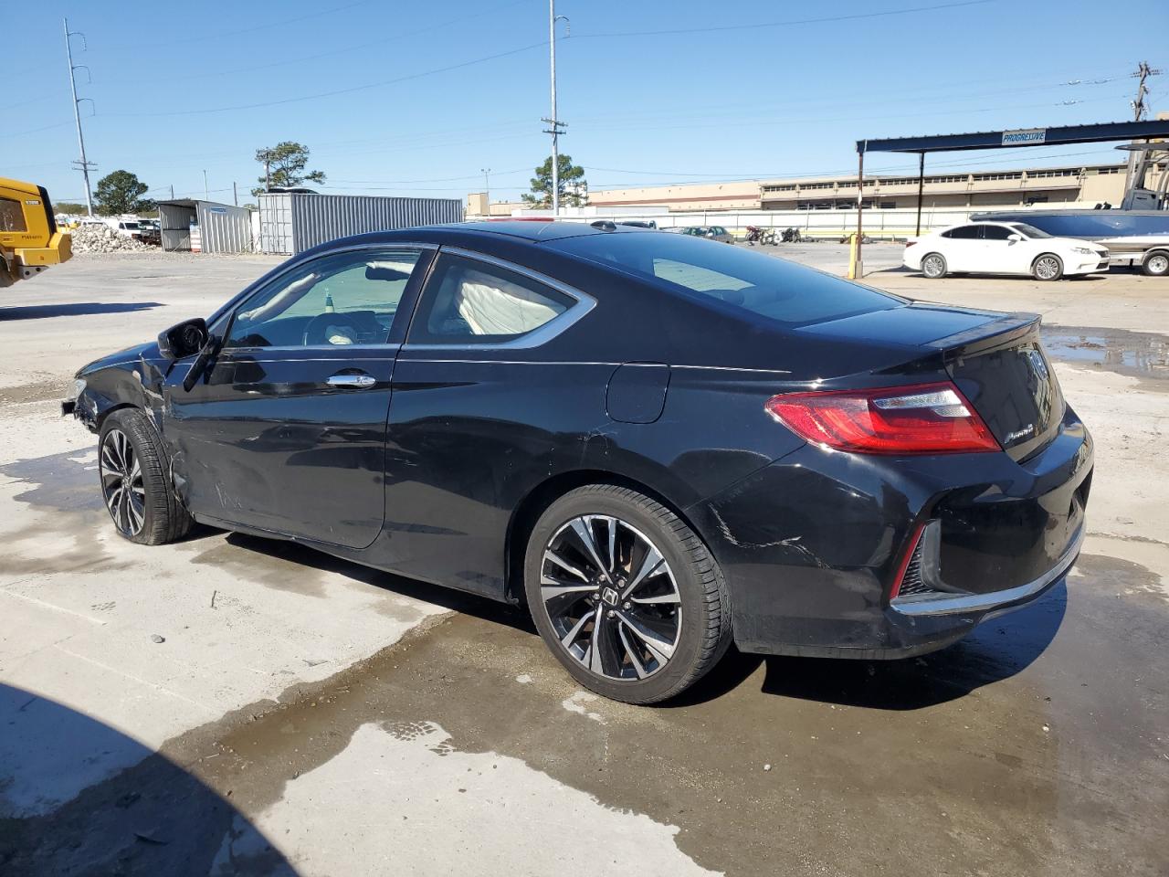 2017 Honda Accord VIN 1HGCT1B89HA009543 Copart auction photo, side / front end damage thumbnail 2