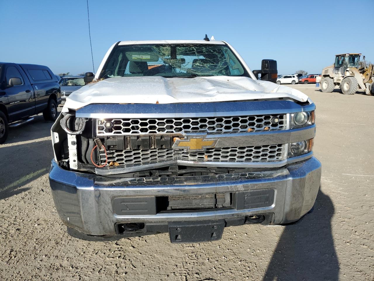 2019 Chevrolet Silverado VIN 2GC2KREG5K1236065 Copart auction photo, top/roof / all over damage thumbnail 5