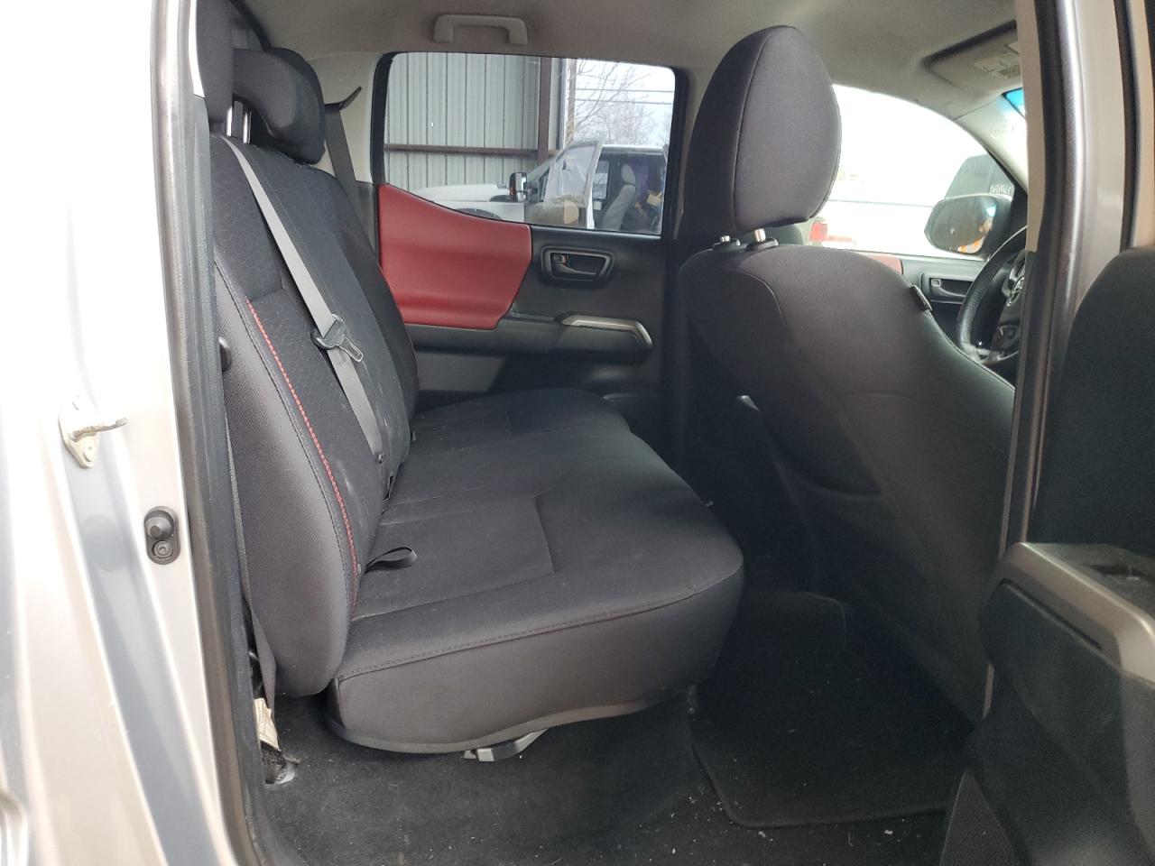 2016 Toyota Tacoma VIN 5TFCZ5AN5GX022989 Copart auction photo, rear end / front end damage thumbnail 10