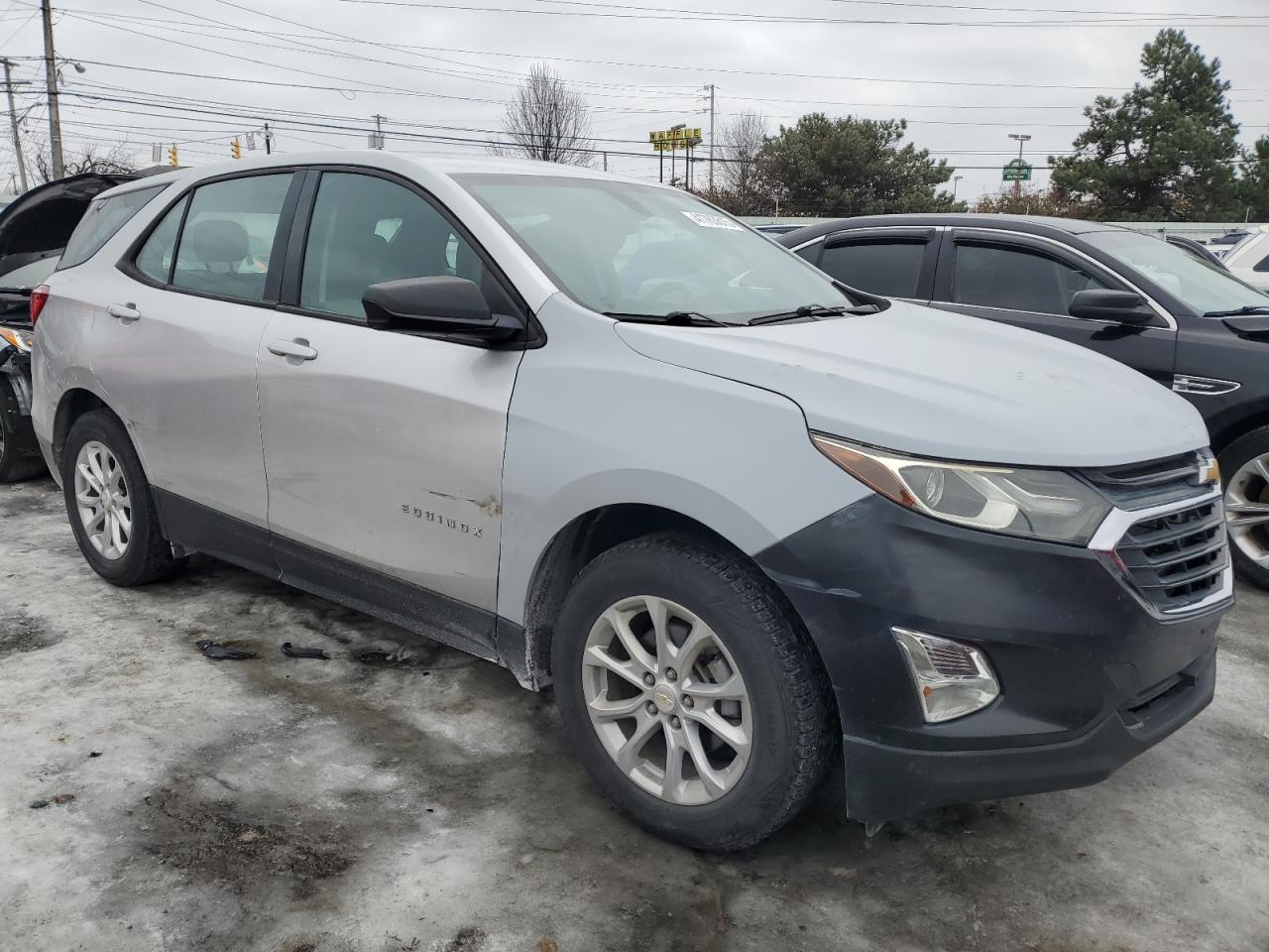 2018 Chevrolet Equinox VIN 3GNAXHEV3JS505020 Copart auction photo, front end / side damage thumbnail 4