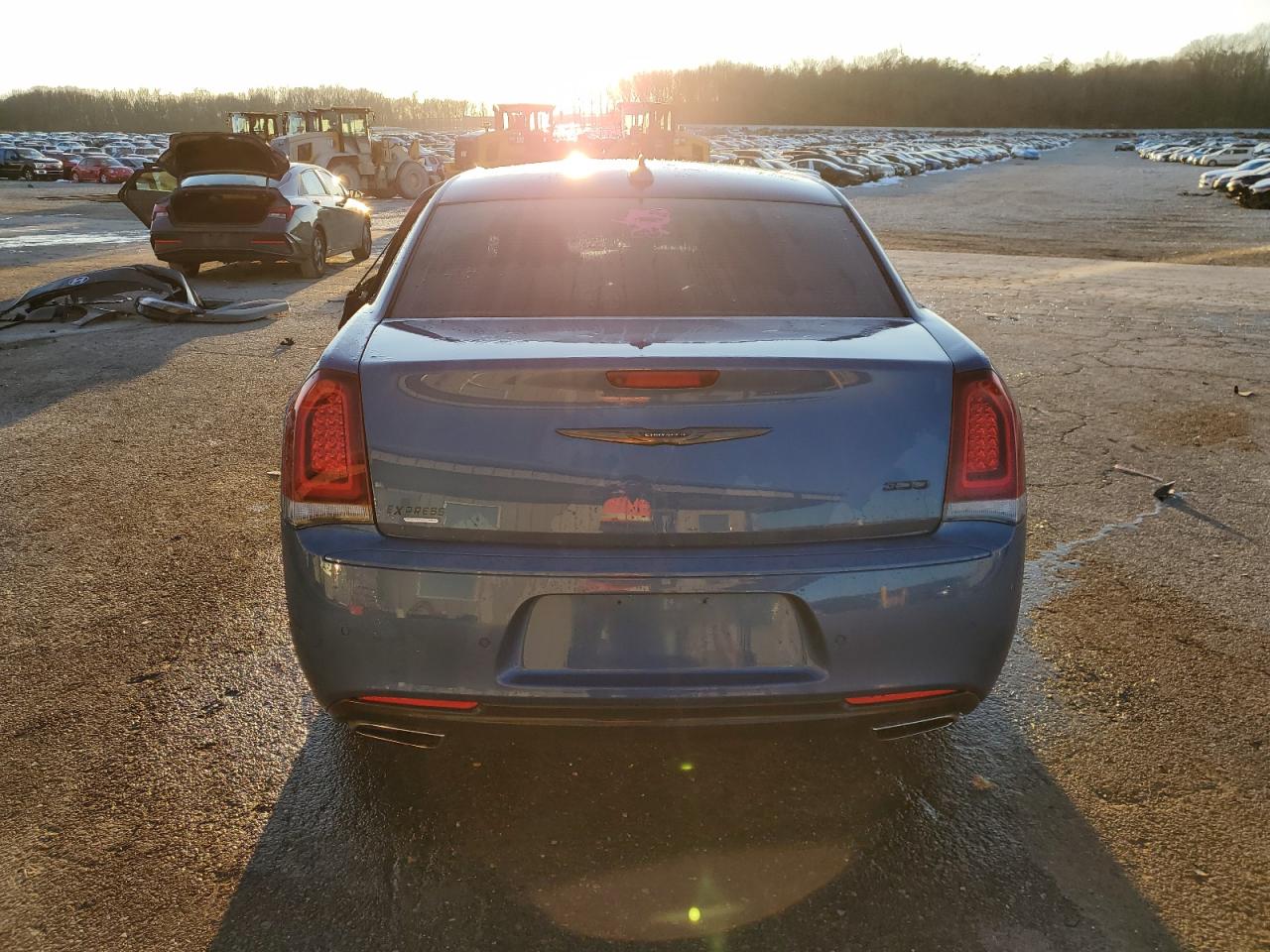 2021 Chrysler 300 VIN 2C3CCAAG4MH661669 Copart auction photo, side damage thumbnail 6