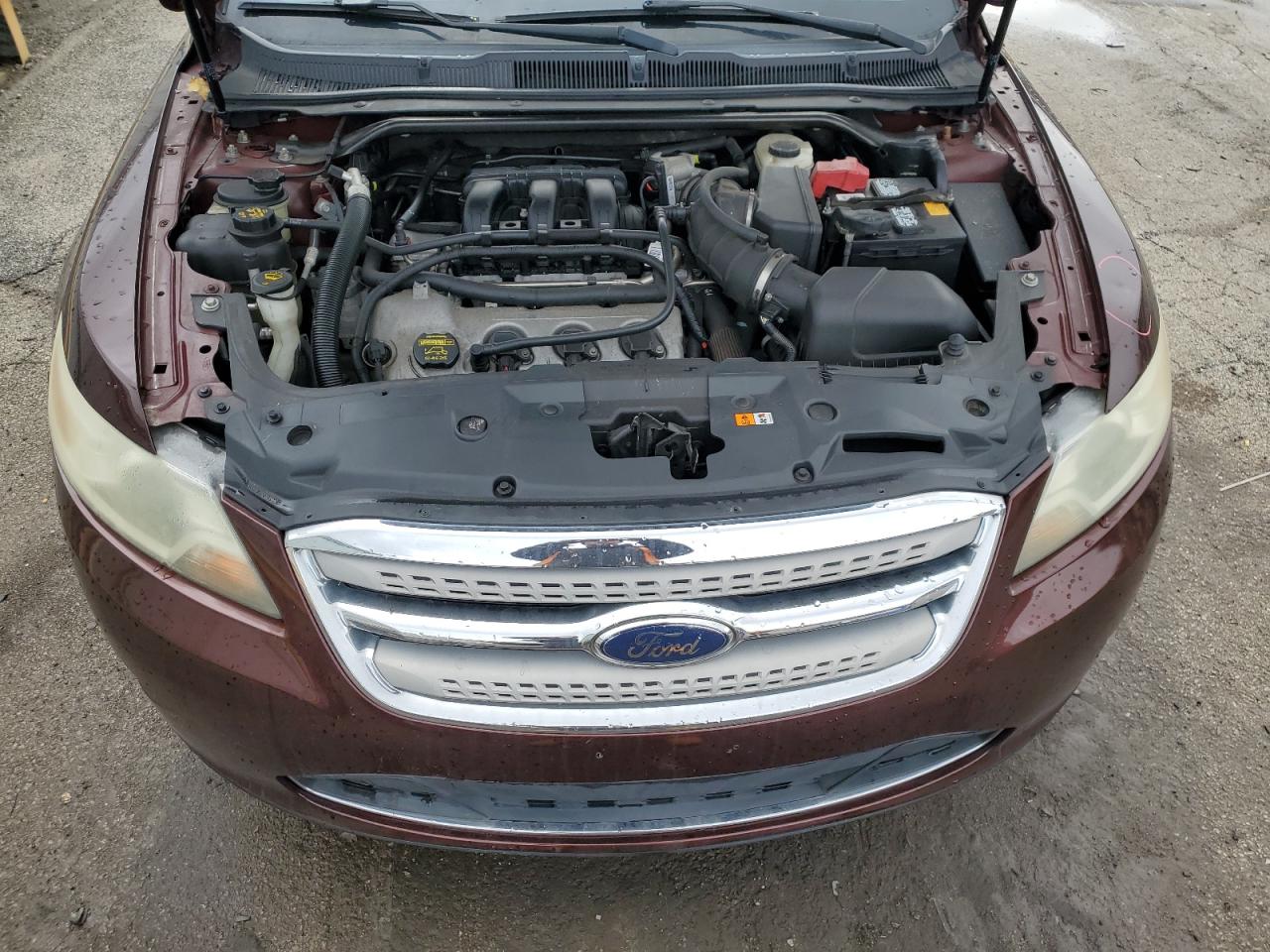 2010 Ford Taurus VIN 1FAHP2FWXAG143770 Copart auction photo, rear end / minor dent/scratches damage thumbnail 11