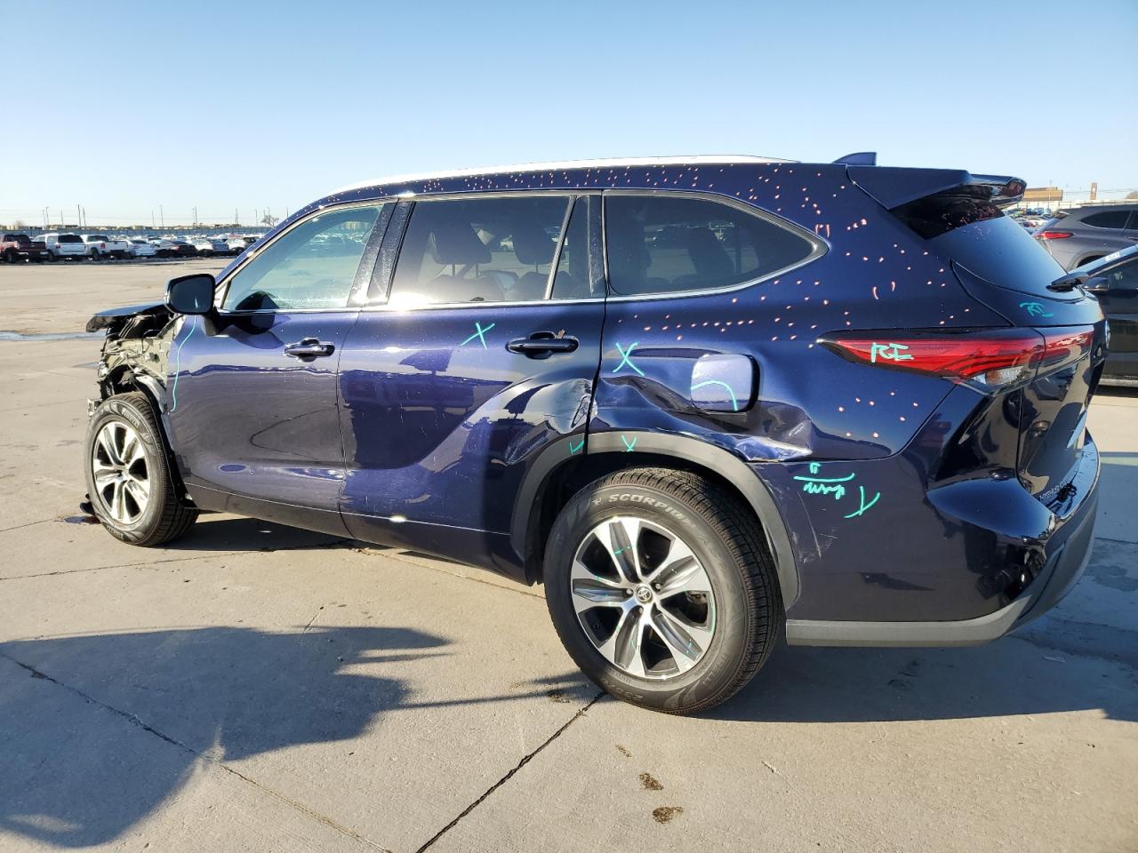 2022 Toyota Highlander VIN 5TDGZRAH1NS123517 Copart auction photo, all over damage thumbnail 2