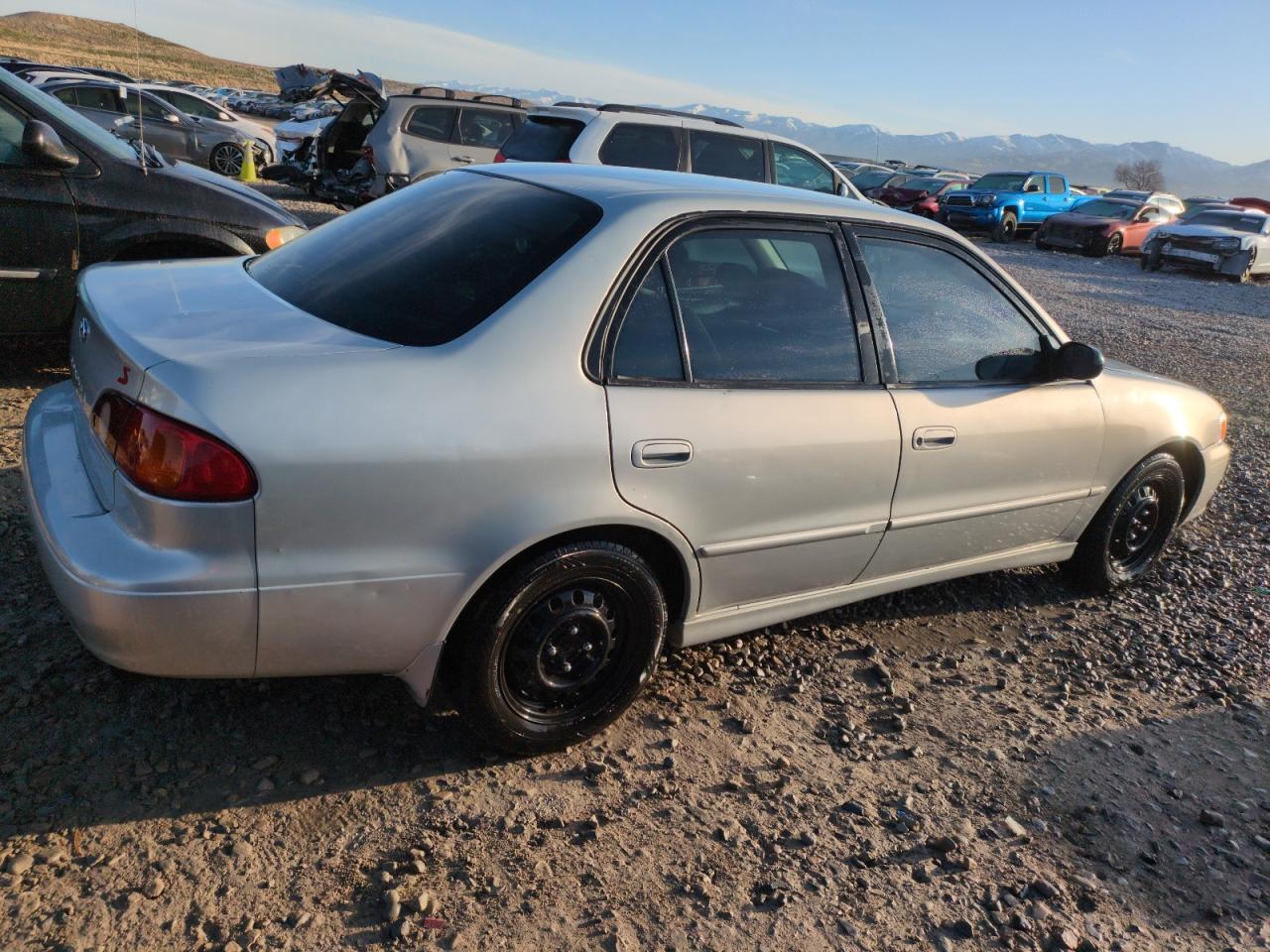 2001 Toyota Corolla VIN 1NXBR12E31Z465987 Copart auction photo, front end damage thumbnail 3
