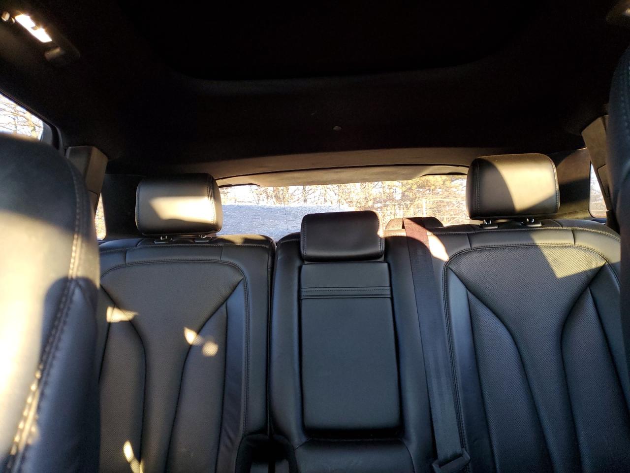 2020 Lincoln Nautilus VIN 2LMPJ8K90LBL08598 Copart auction photo, front end / minor dent/scratches damage thumbnail 10