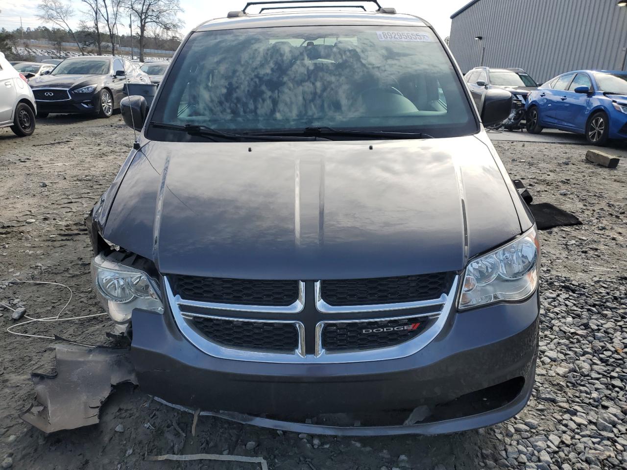 2018 Dodge Caravan VIN 2C4RDGCGXJR265657 Copart auction photo, front end damage thumbnail 5