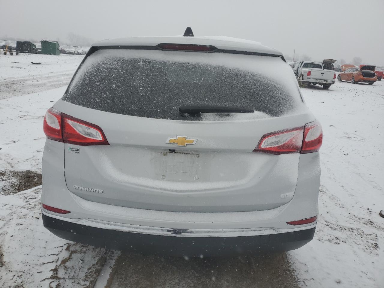 2018 Chevrolet Equinox VIN 2GNAXJEV6J6343888 Copart auction photo, front end / side damage thumbnail 6