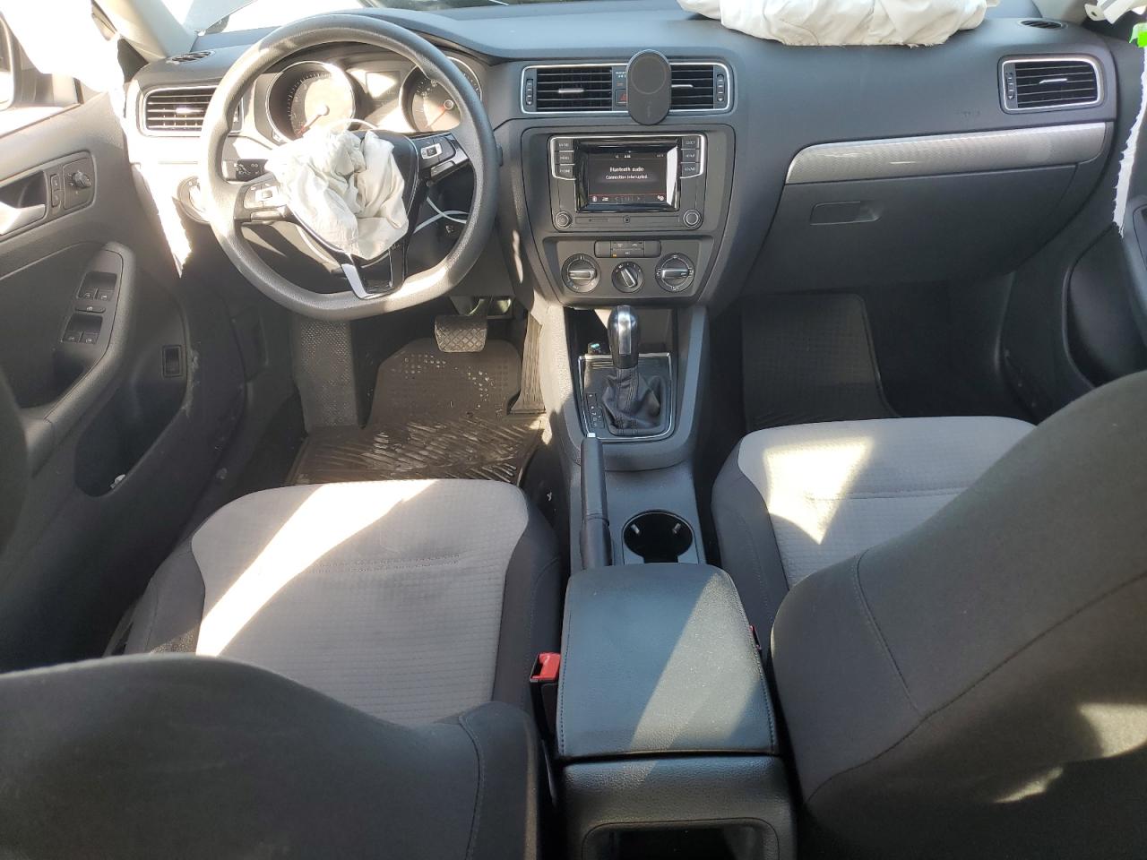 2018 Volkswagen Jetta VIN 3VW2B7AJXJM222804 Copart auction photo, front end / minor dent/scratches damage thumbnail 8