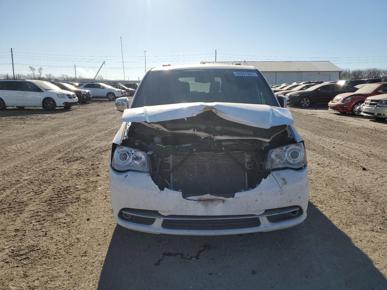 2015 Chrysler Town & Country VIN 2C4RC1GG6FR742540 Copart auction photo, front end damage thumbnail 5