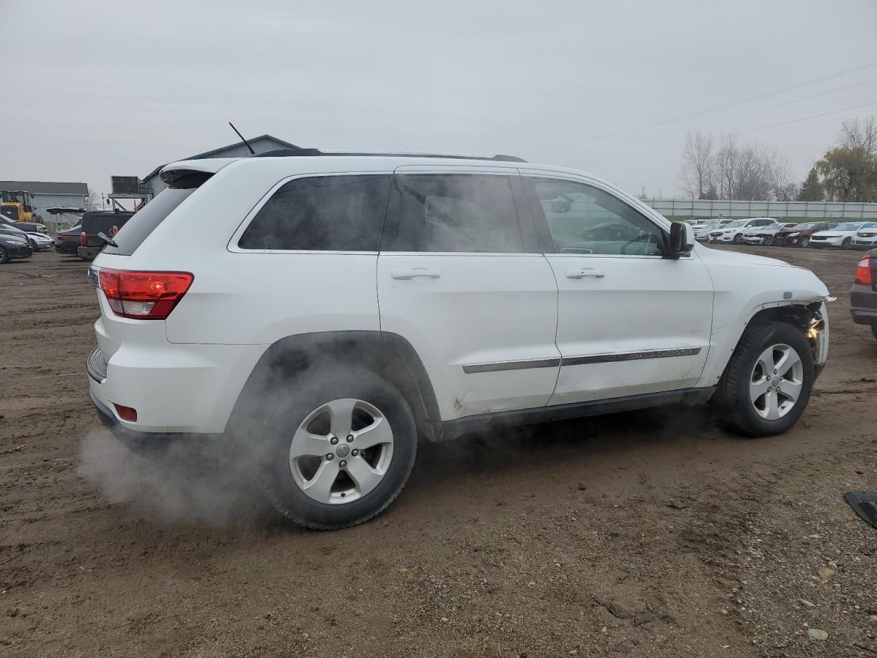 2013 Jeep Grand Cherokee VIN 1C4RJFAG1DC641939 Copart auction photo, front end damage thumbnail 3
