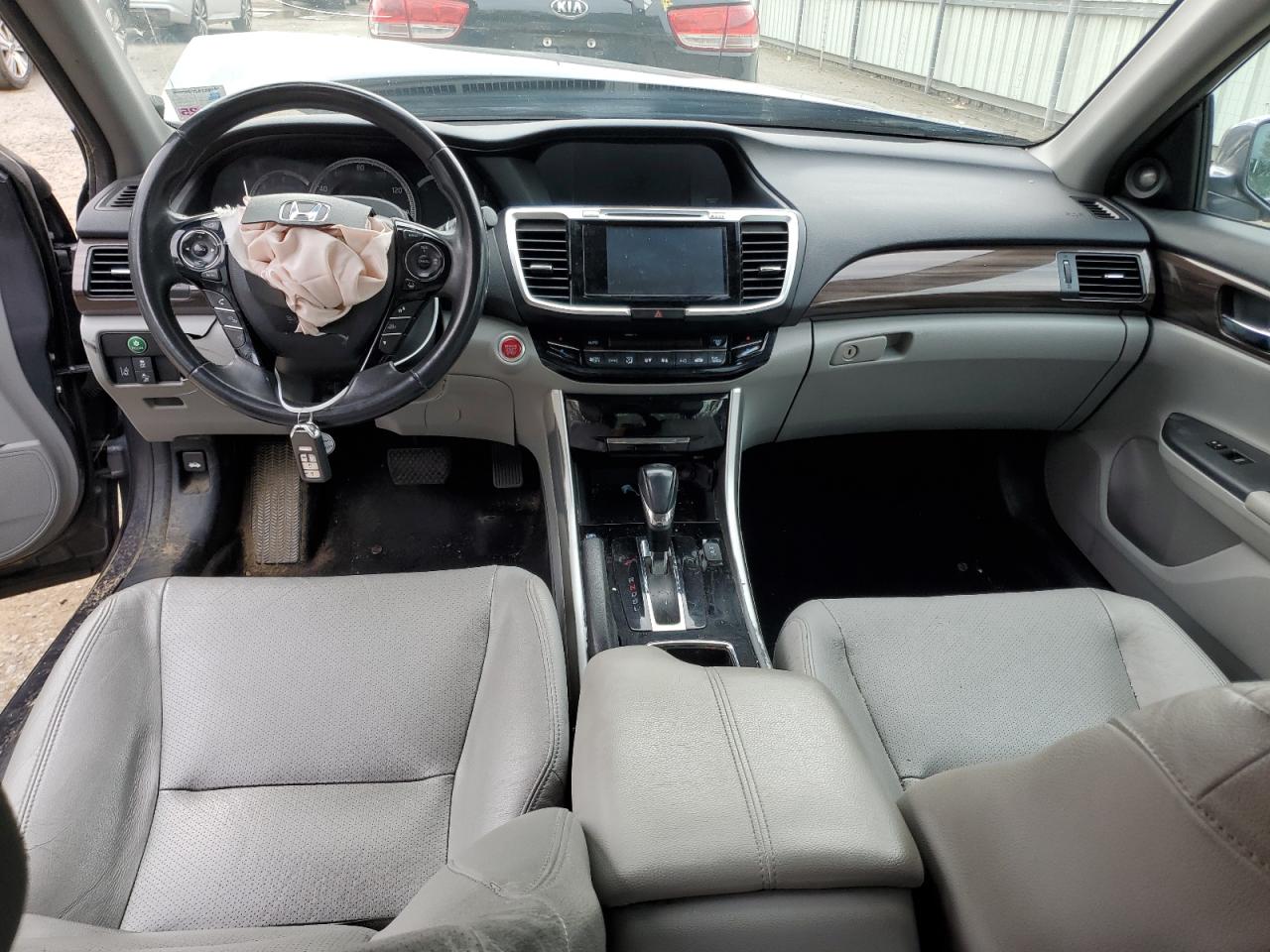2017 Honda Accord VIN 1HGCR2F93HA151345 Copart auction photo, mechanical / front end damage thumbnail 8