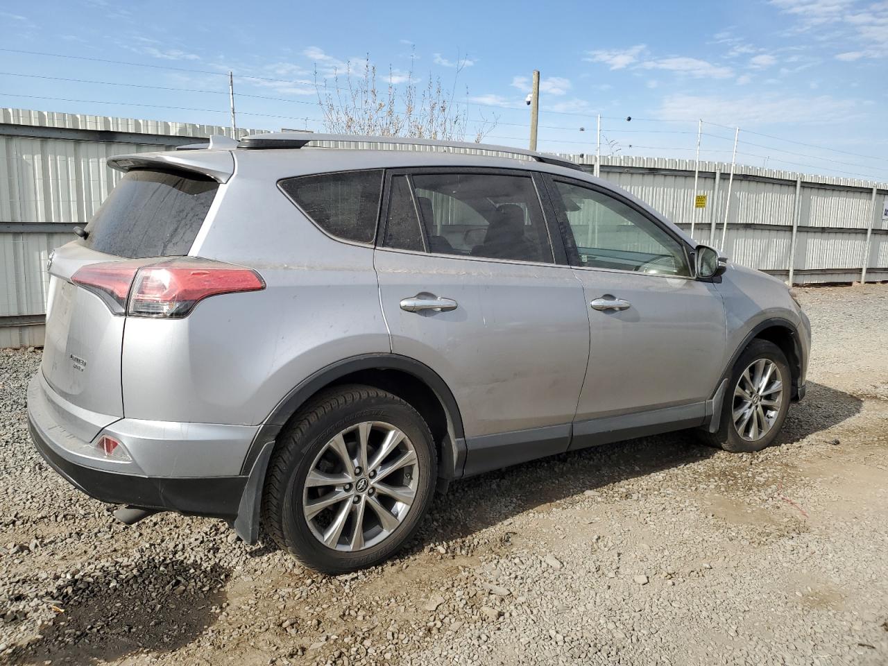 2018 Toyota RAV 4 VIN JTMDFREV7JD231495 Copart auction photo, front end / side damage thumbnail 3