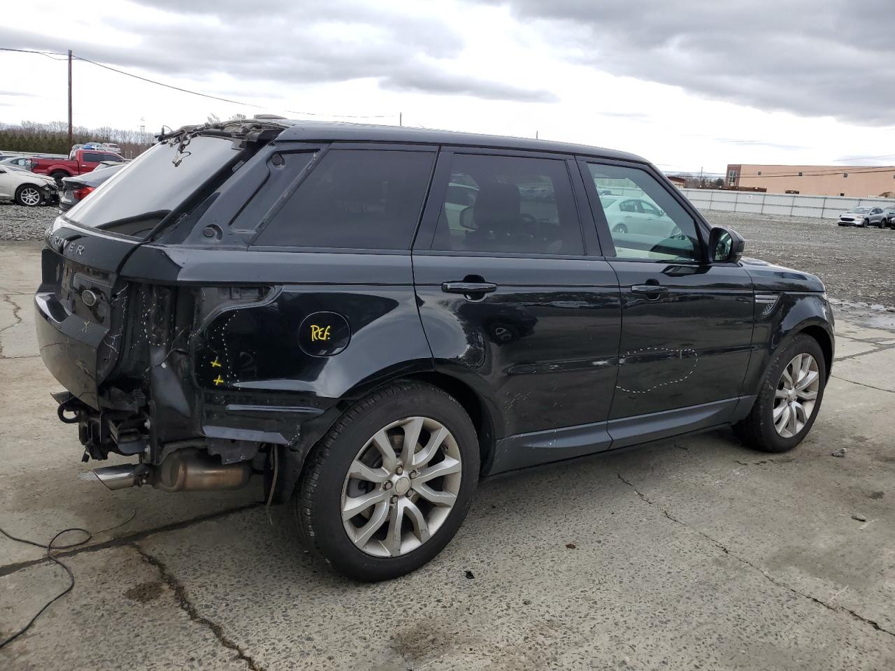 2014 Land Rover Range Rover VIN SALWR2WF5EA318391 Copart auction photo, rear end / side damage thumbnail 3