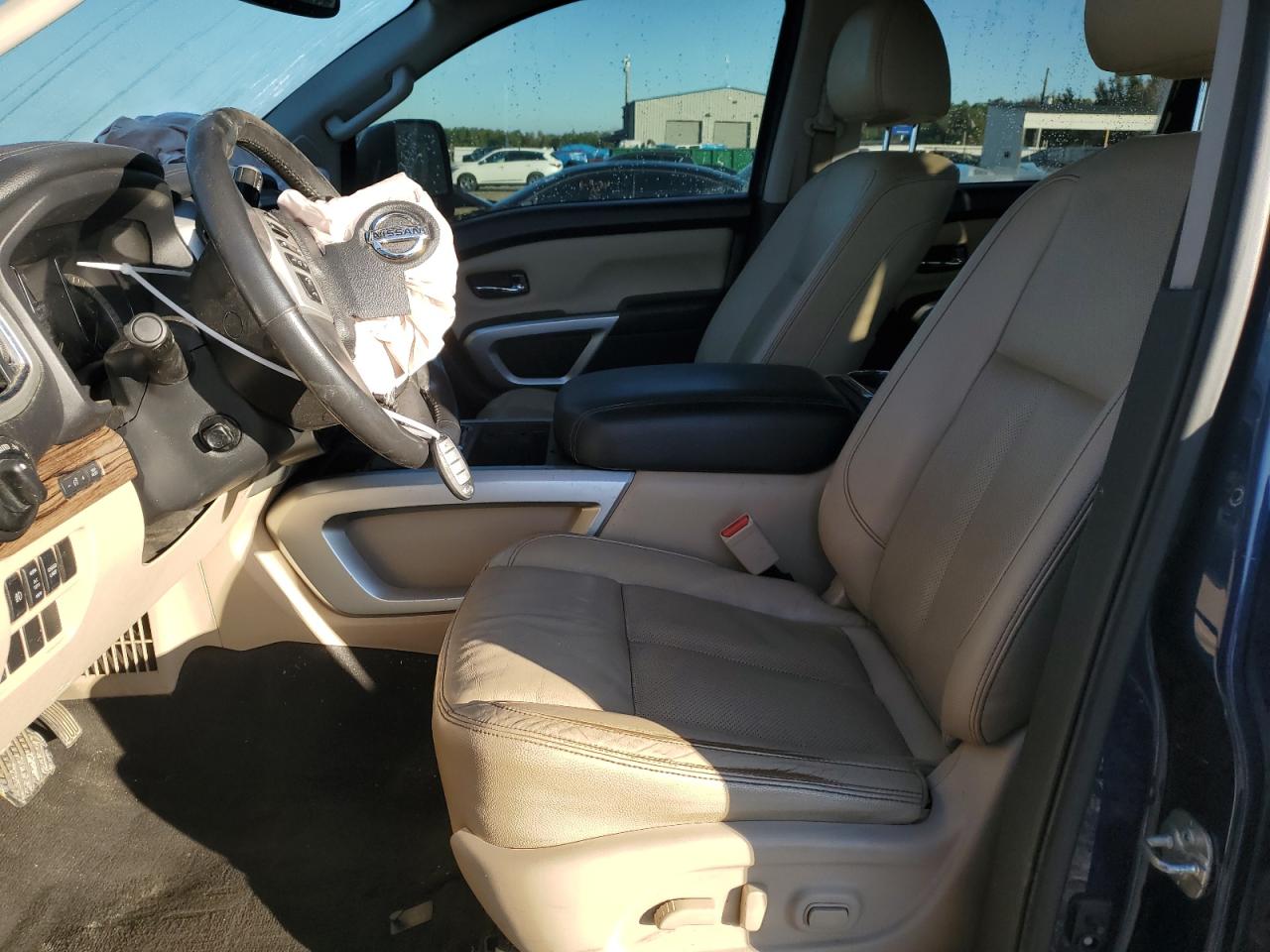 2017 Nissan Titan VIN 1N6BA1F42HN564184 Copart auction photo, rear end / front end damage thumbnail 7