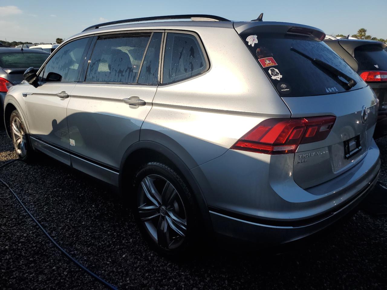 2019 Volkswagen Tiguan VIN 3VV2B7AX3KM188022 Copart auction photo, water/flood damage thumbnail 2