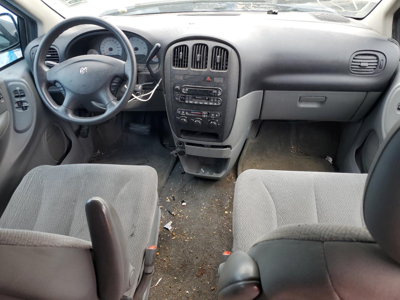 2005 Dodge Caravan VIN 1D4GP24R45B299022 Copart auction photo, front end / side damage thumbnail 8