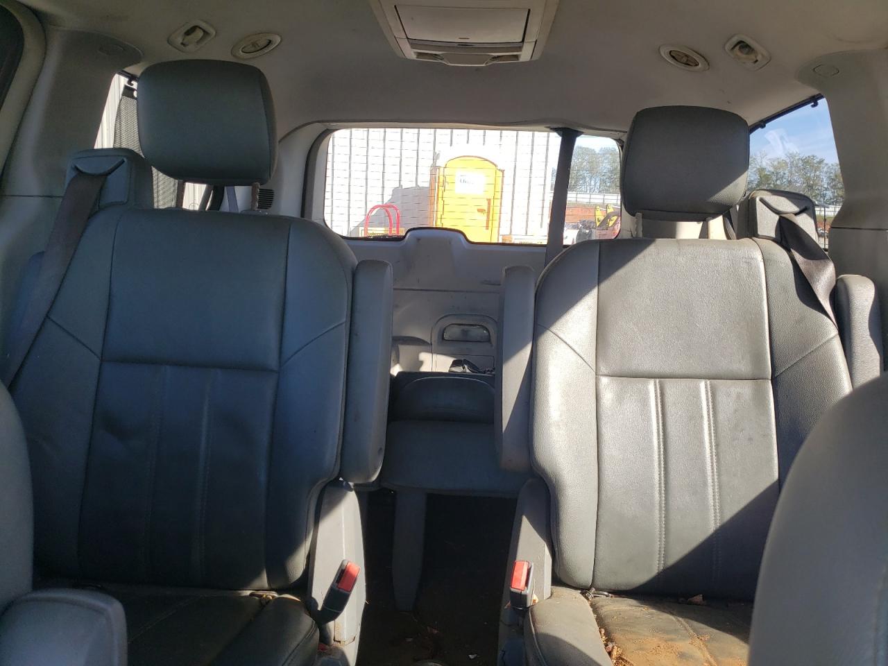 2008 Chrysler Town & Country VIN 2A8HR54P68R783378 Copart auction photo, front end / minor dent/scratches damage thumbnail 10