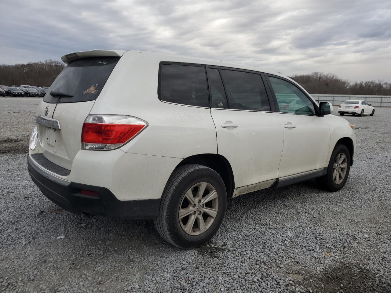 2013 Toyota Highlander VIN 5TDZA3EH4DS043604 Copart auction photo, rear end damage thumbnail 3