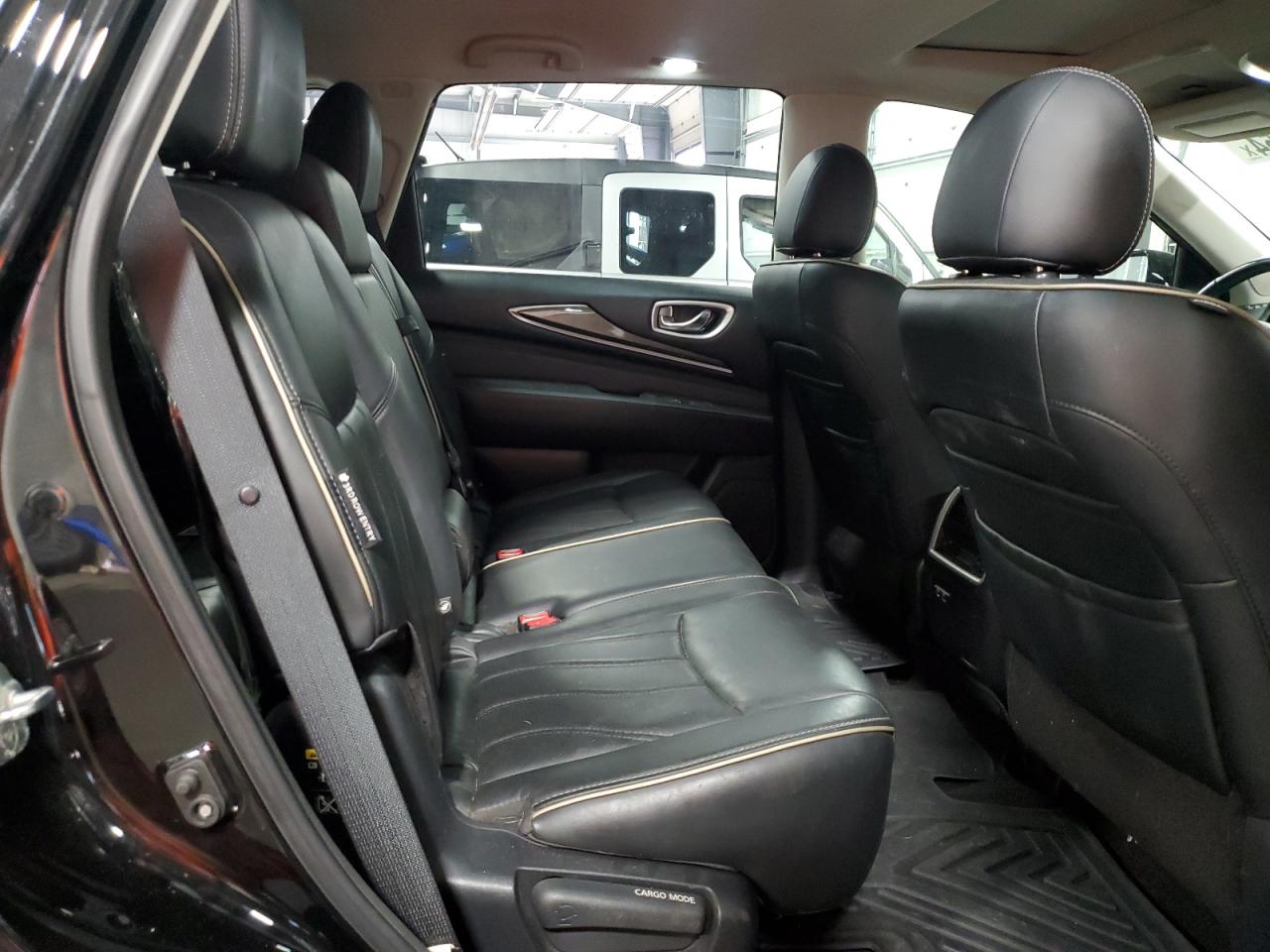 2019 Infiniti QX60 VIN 5N1DL0MM7KC567261 Copart auction photo, vandalism damage thumbnail 11