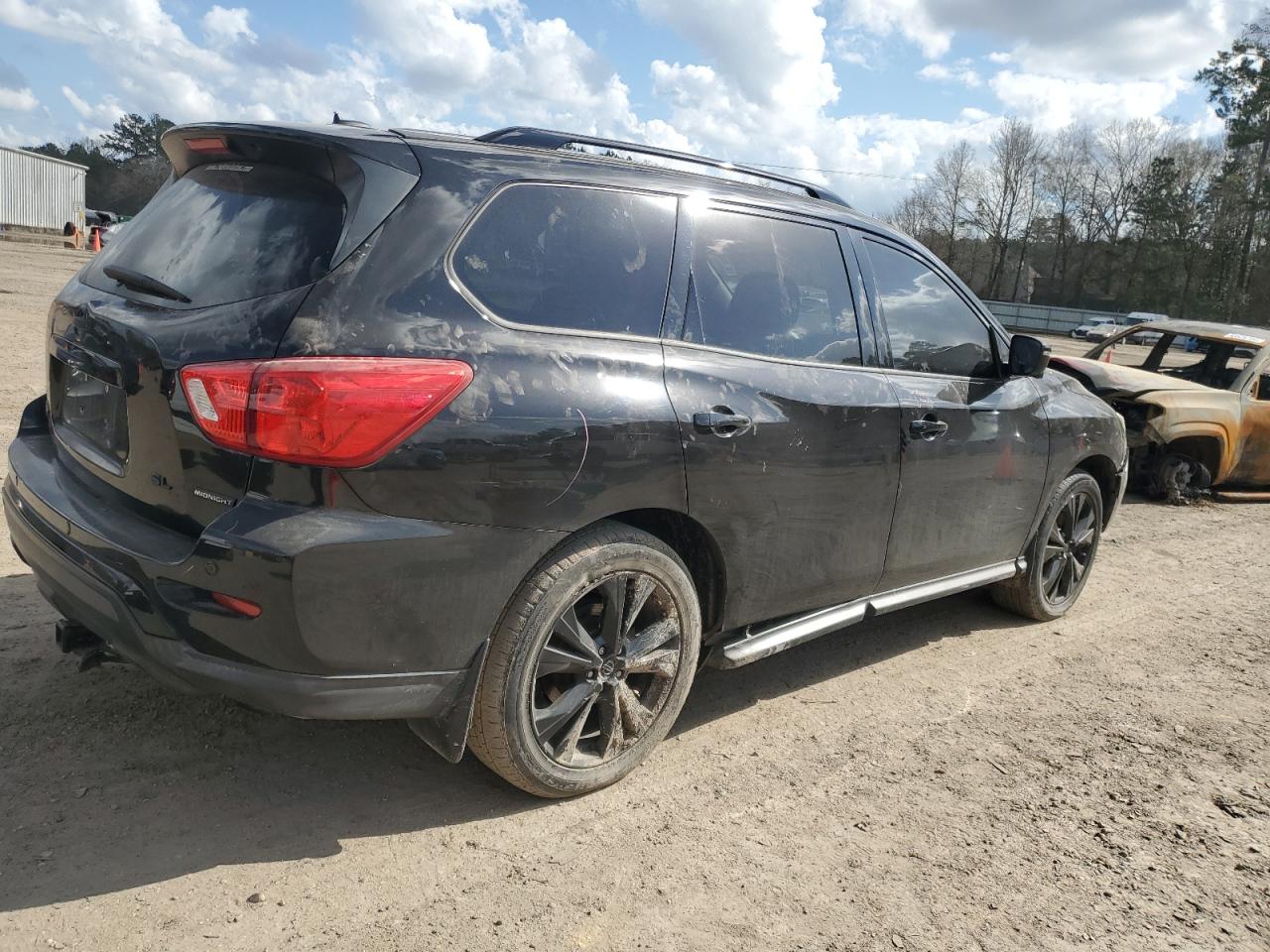 2018 Nissan Pathfinder VIN 5N1DR2MN7JC646785 Copart auction photo, front end damage thumbnail 3