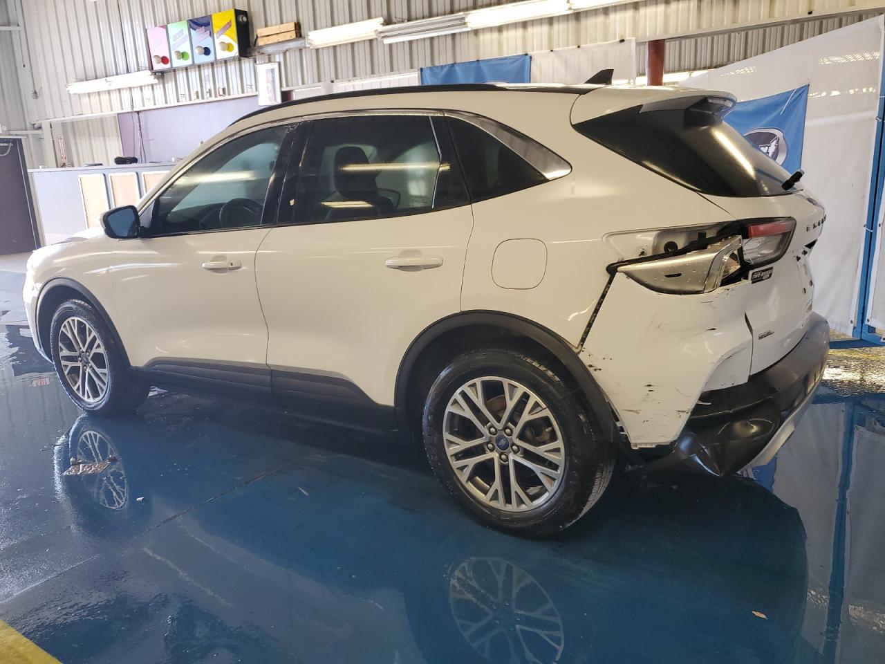 2021 Ford Escape VIN 1FMCU0H65MUA09152 Copart auction photo, rear end damage thumbnail 2