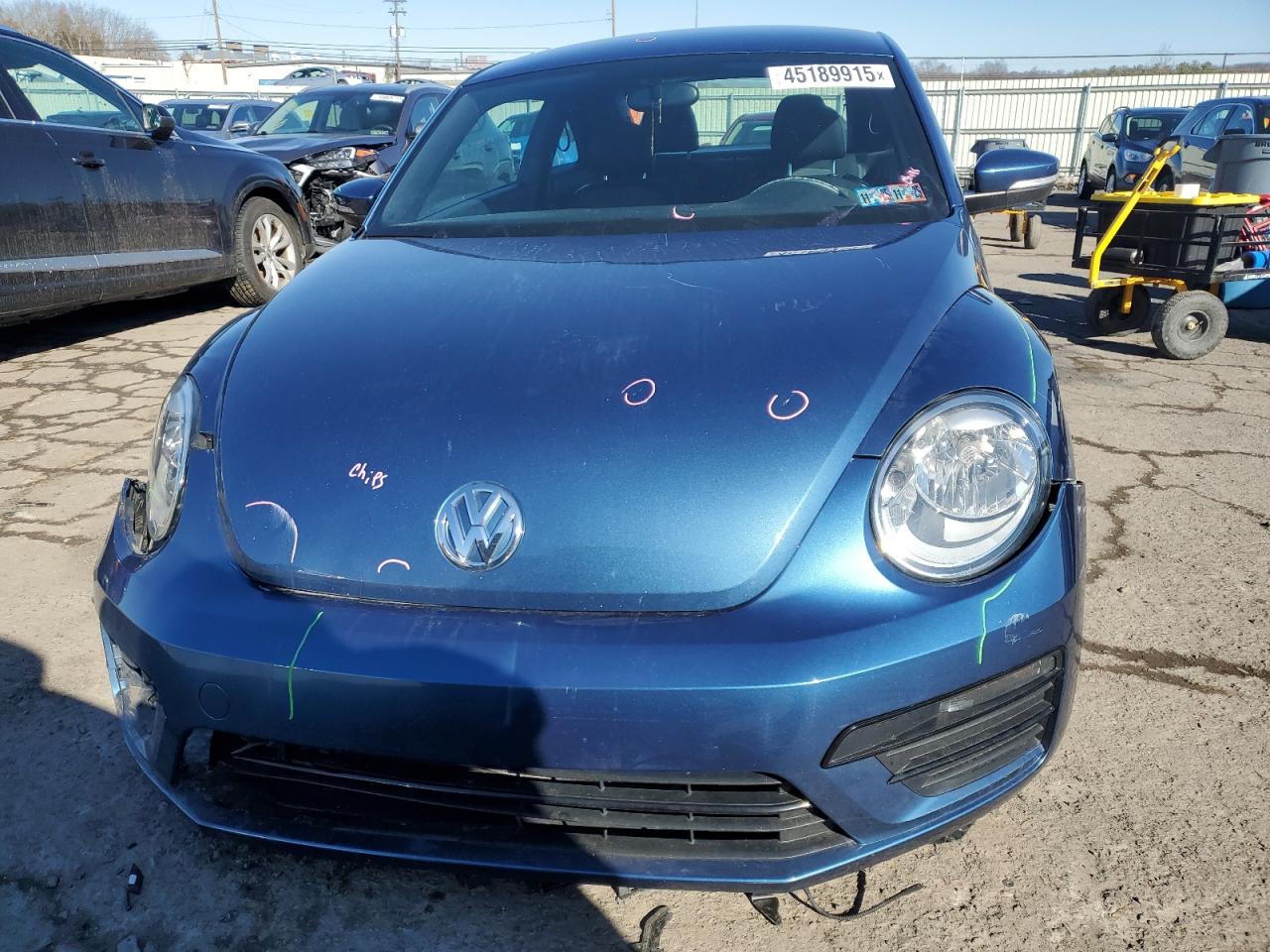 2019 Volkswagen Beetle VIN 3VWFD7ATXKM718720 Copart auction photo, front end / side damage thumbnail 5