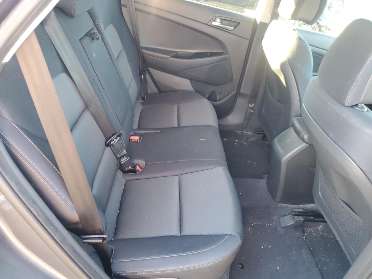 2018 Hyundai Tucson VIN KM8J23A47JU802004 Copart auction photo, side / rear end damage thumbnail 11