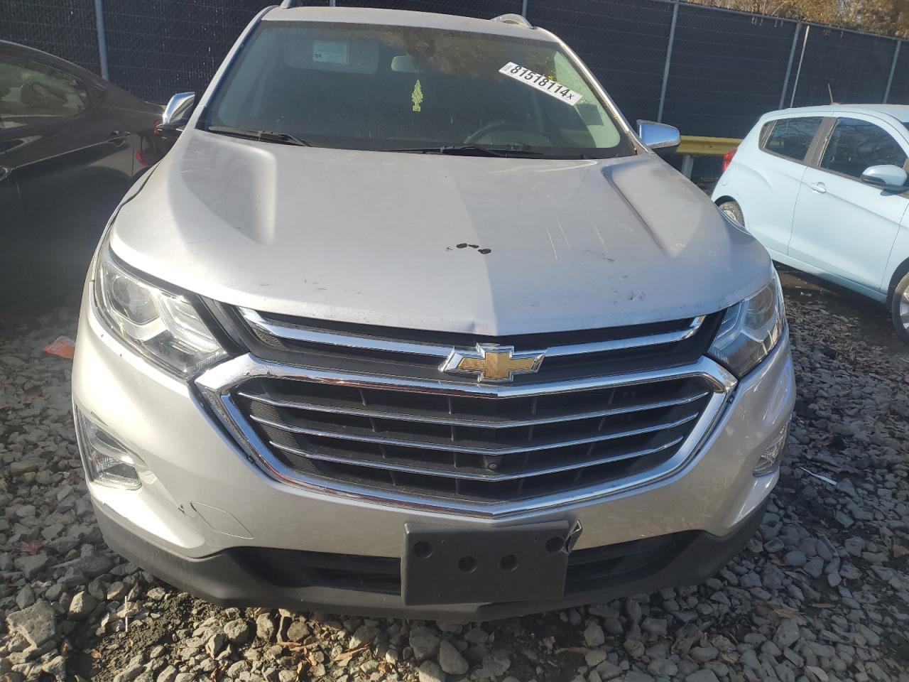 2019 Chevrolet Equinox VIN 3GNAXNEV4KS657064 Copart auction photo, vandalism / minor dent/scratches damage thumbnail 5
