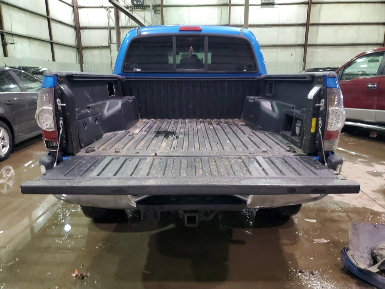 2011 Toyota Tacoma VIN 3TMLU4EN3BM073098 Copart auction photo, front end / side damage thumbnail 6