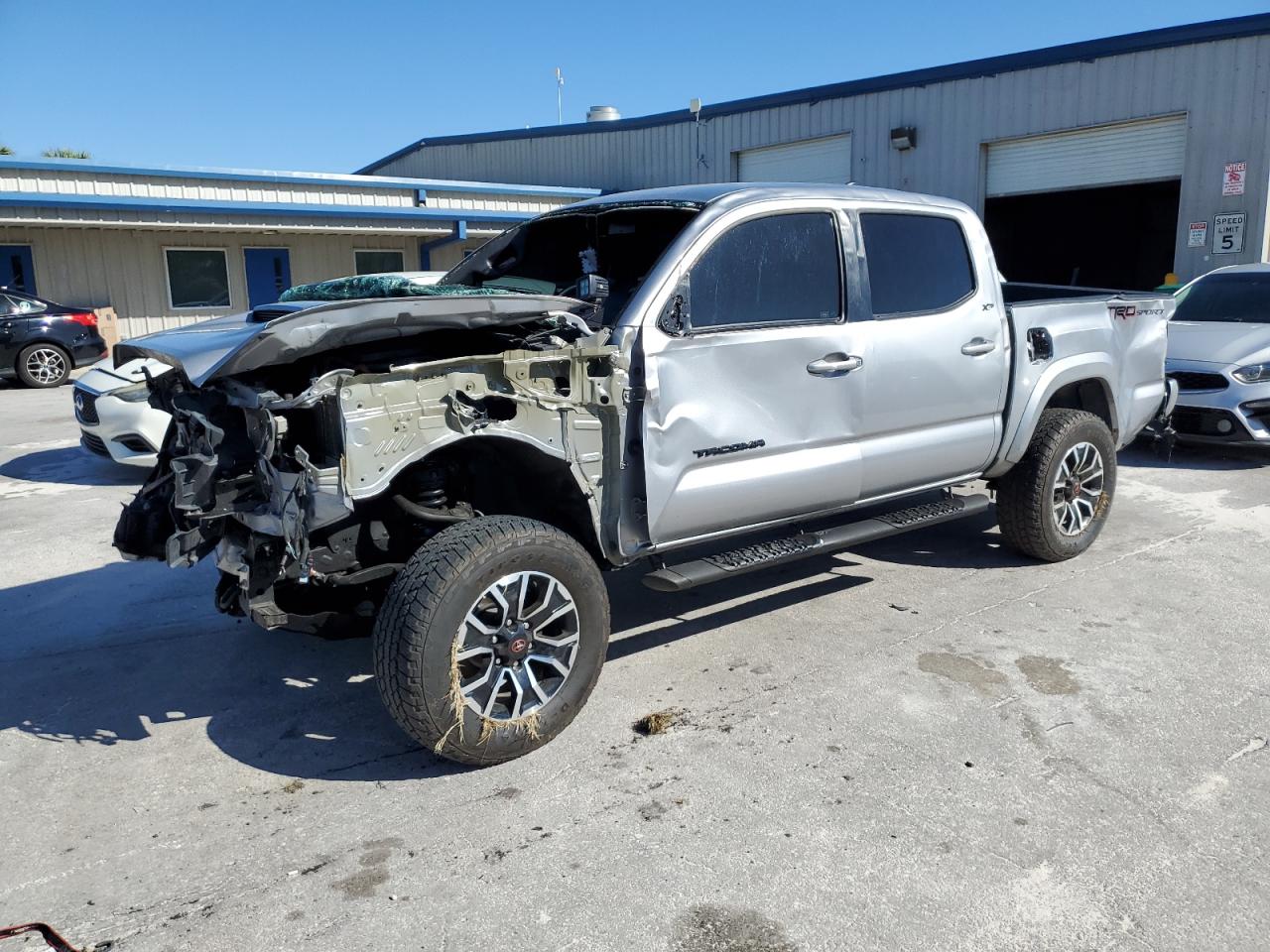 2021 Toyota Tacoma VIN 3TMAZ5CN1MM153911