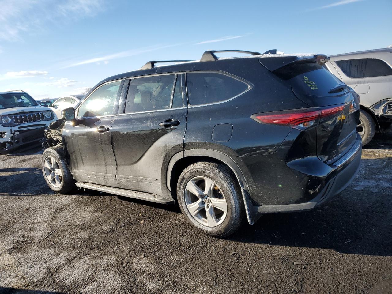 2020 Toyota Highlander VIN 5TDBZRBH6LS036346 Copart auction photo, front end / side damage thumbnail 2