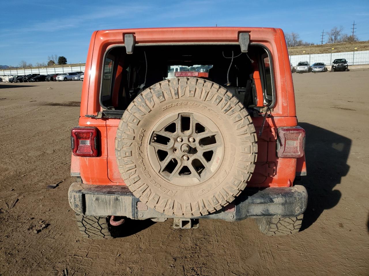 2018 Jeep Wrangler VIN 1C4HJXFG5JW251253 Copart auction photo, front end / rear end damage thumbnail 6