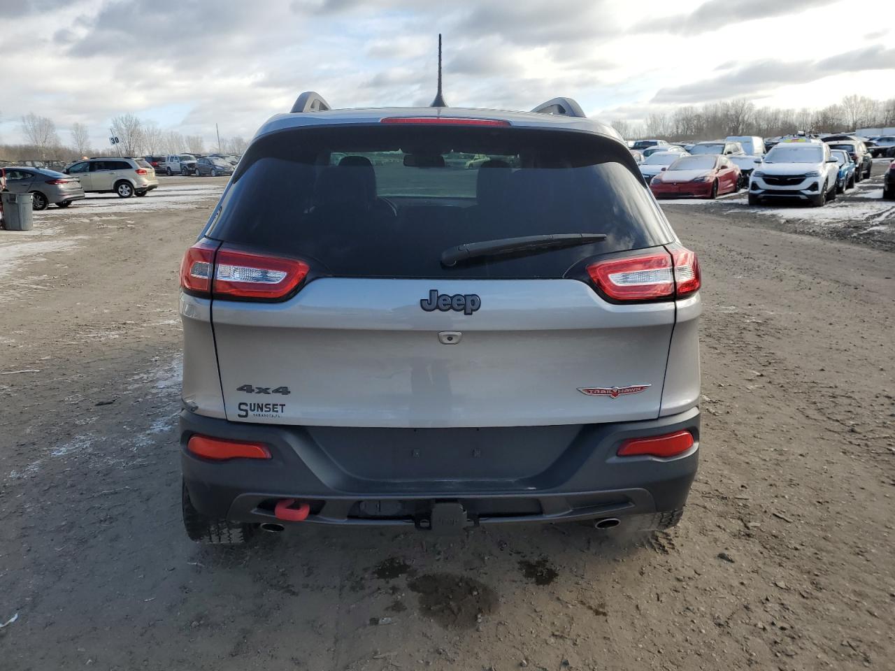 2016 Jeep Cherokee VIN 1C4PJMBS7GW231325 Copart auction photo, all over damage thumbnail 6