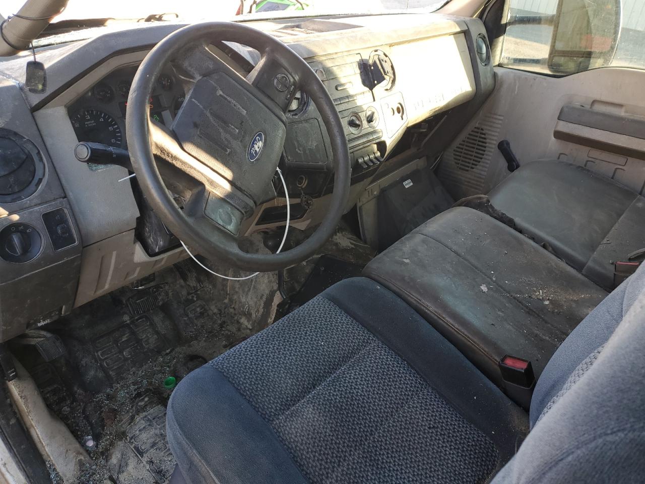 2009 Ford F250 VIN 1FTSX21Y79EA23683 Copart auction photo, all over / undercarriage damage thumbnail 8