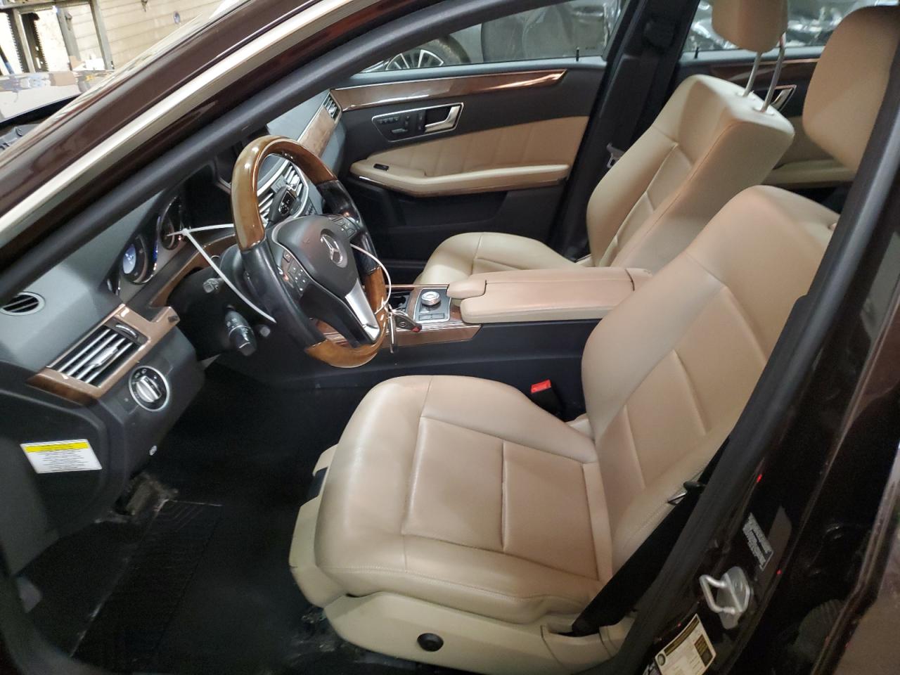 2012 Mercedes-Benz E-klasse VIN WDDHF8JBXCA641340 Copart auction photo, front end damage thumbnail 7