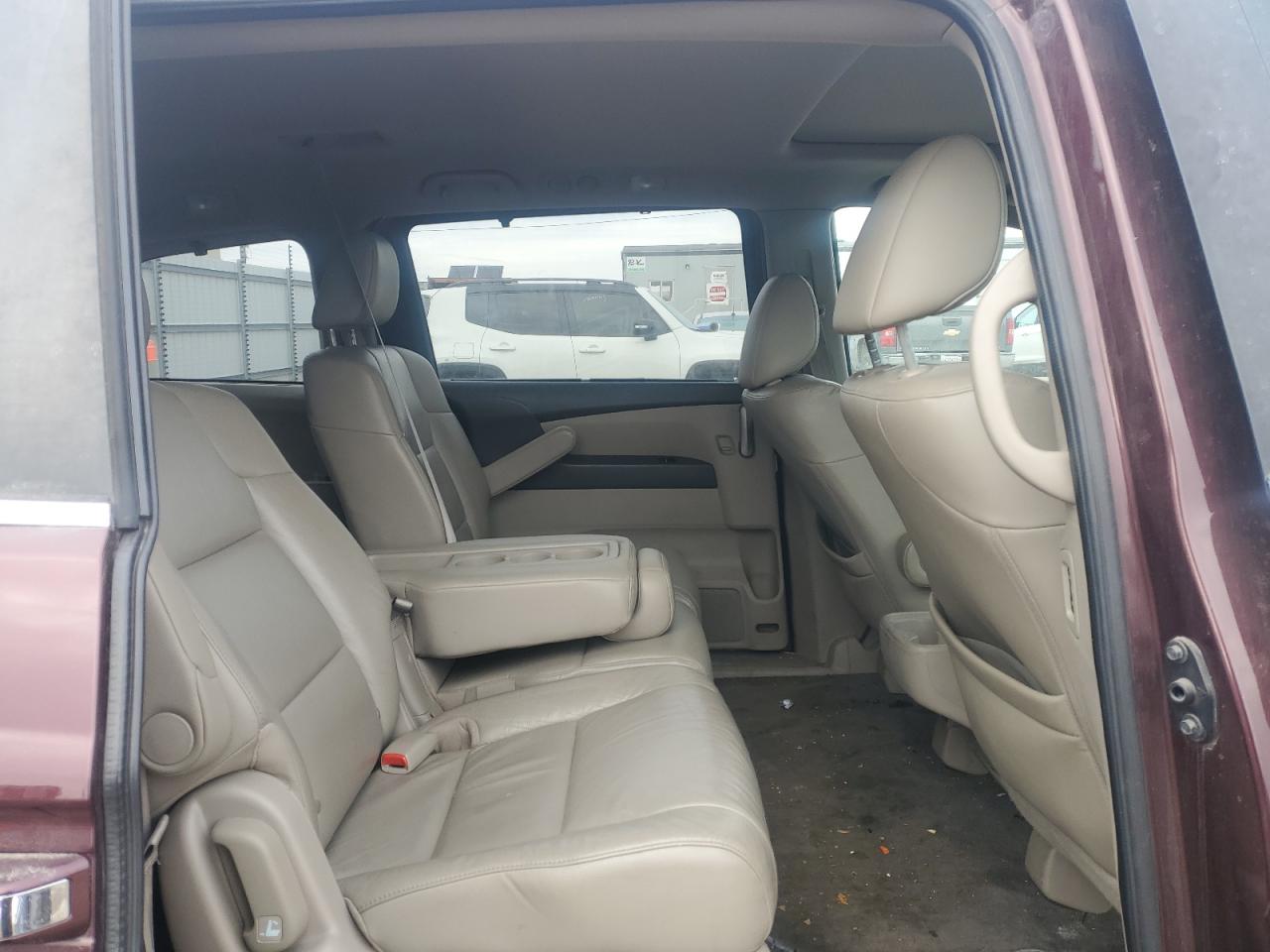2011 Honda Odyssey VIN 5FNRL5H69BB057080 Copart auction photo, rear end damage thumbnail 11