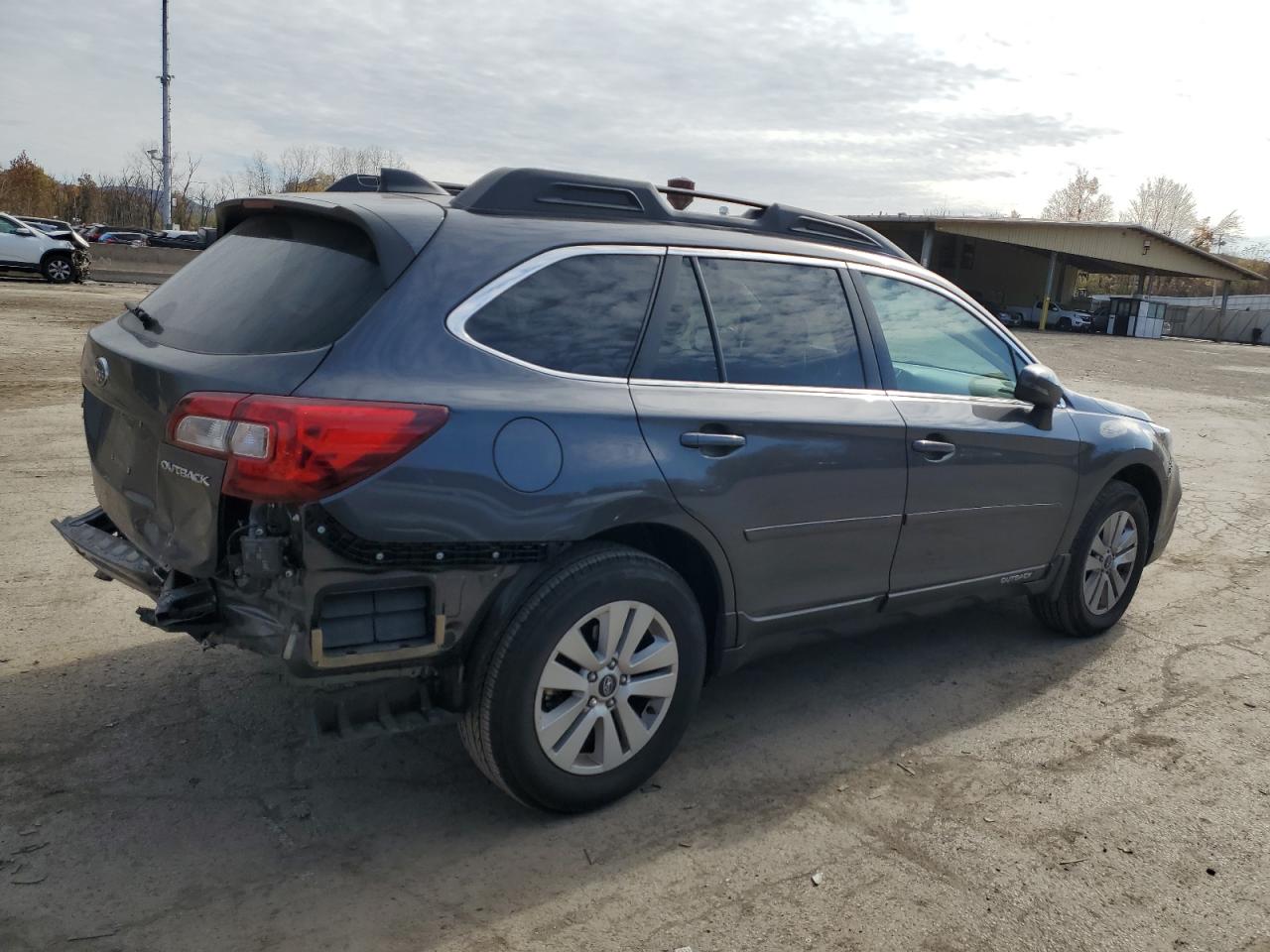 2019 Subaru Outback VIN 4S4BSAHC7K3251831 Copart auction photo, rear end / minor dent/scratches damage thumbnail 3