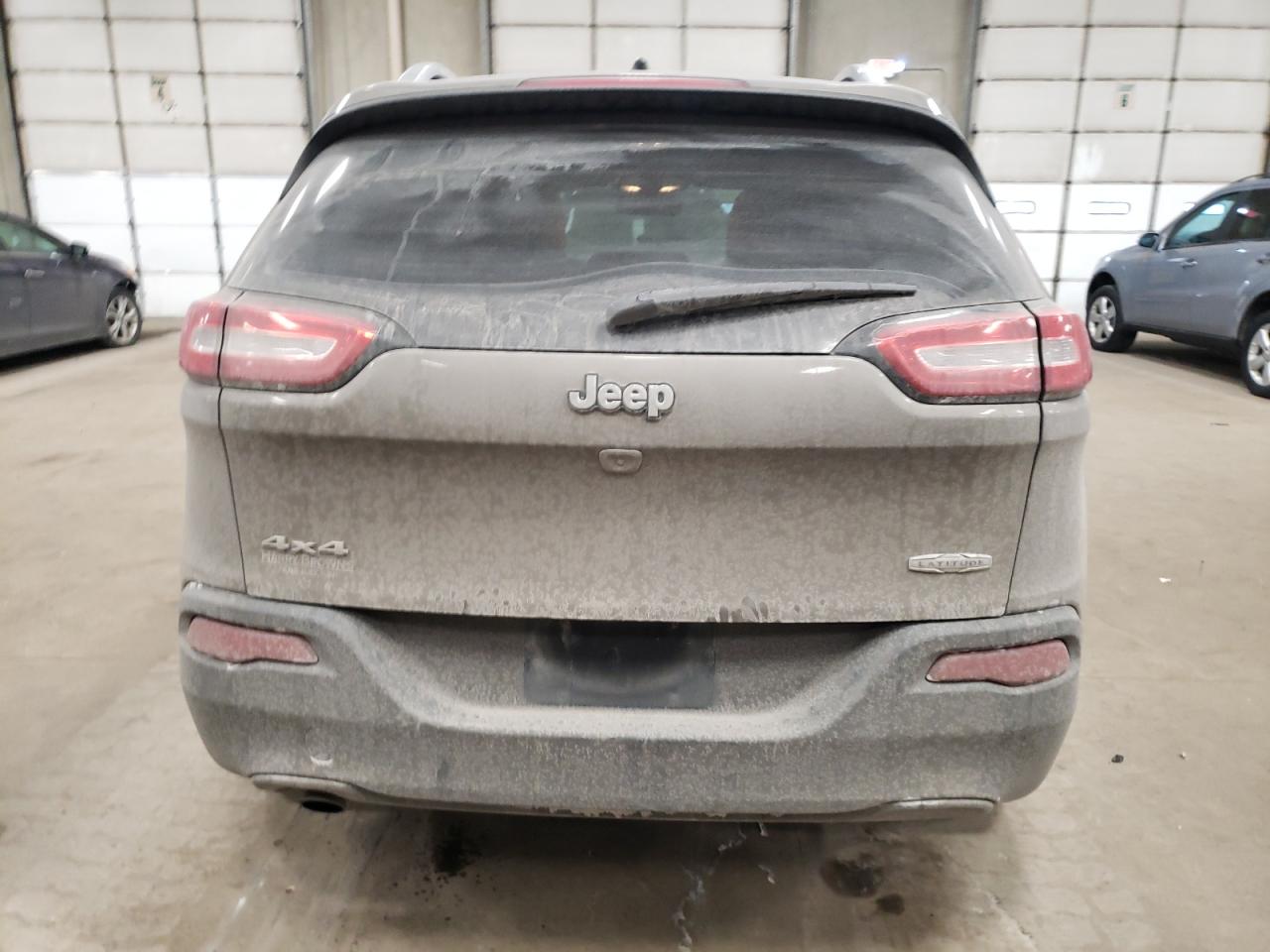 2016 Jeep Grand Cherokee VIN 1C4PJMCB4GW377888 Copart auction photo, side damage thumbnail 6
