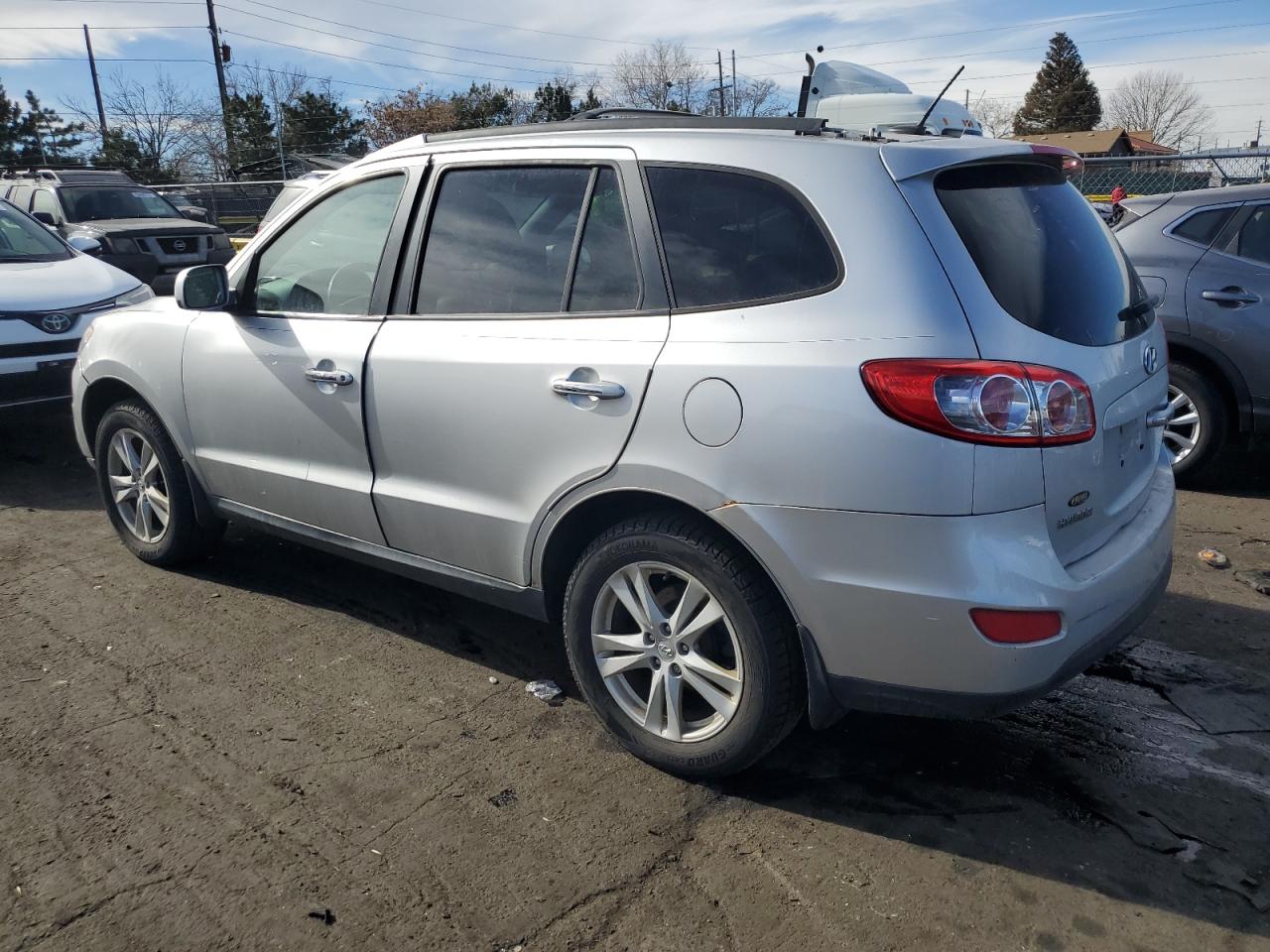 2011 Hyundai Santa Fe VIN 5XYZK3AB7BG087783 Copart auction photo, biohazard/chemical / front end damage thumbnail 2