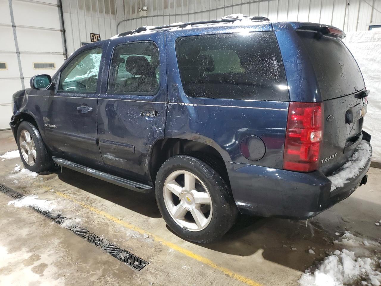 2007 Chevrolet Tahoe VIN 1GNFK13087J152979 Copart auction photo, front end / side damage thumbnail 2
